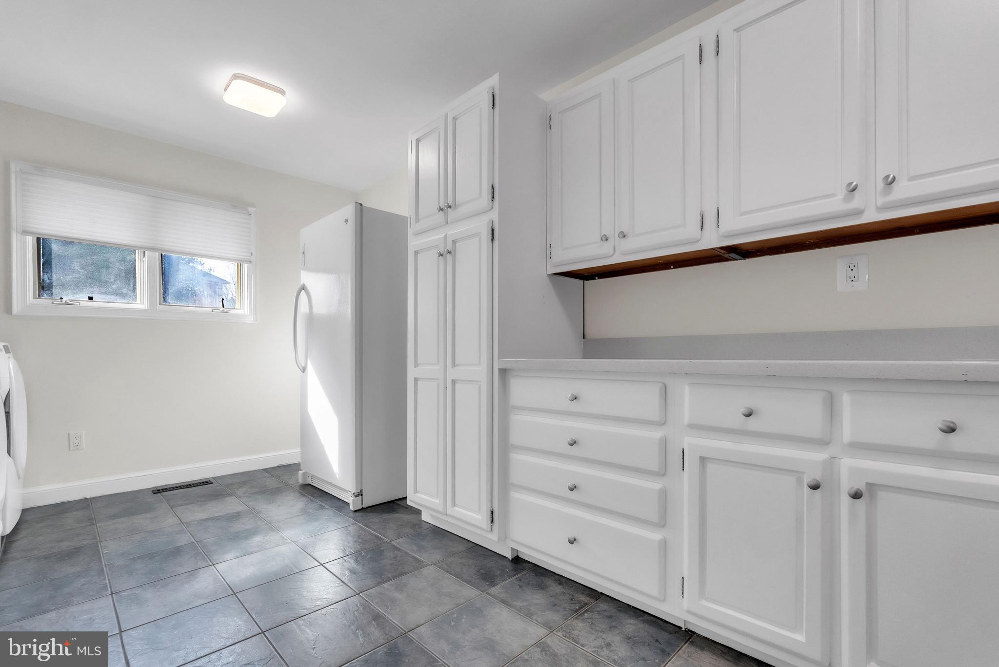 GLEN MILL VILLAGE - Residential