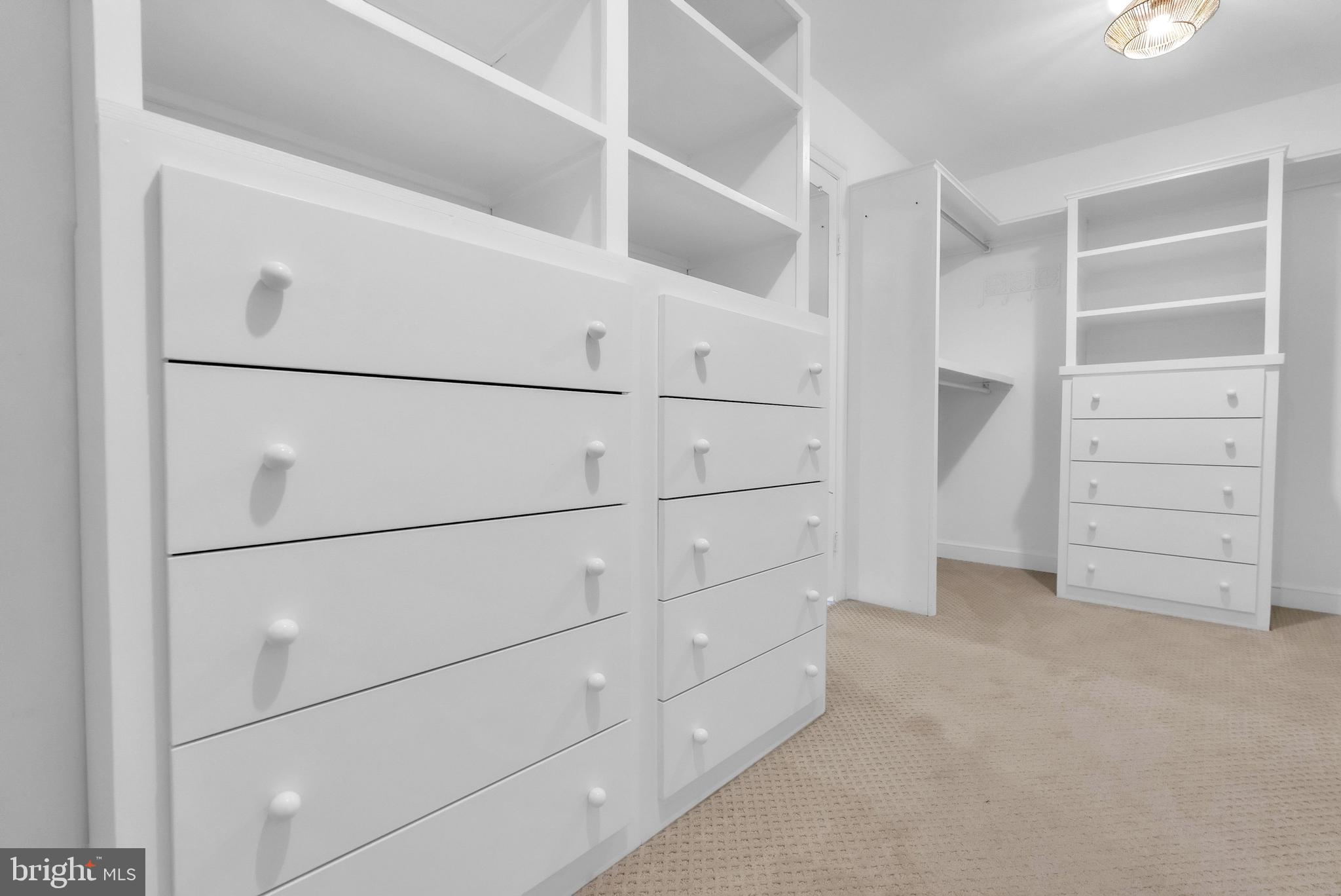 GLEN MILL VILLAGE - Residential