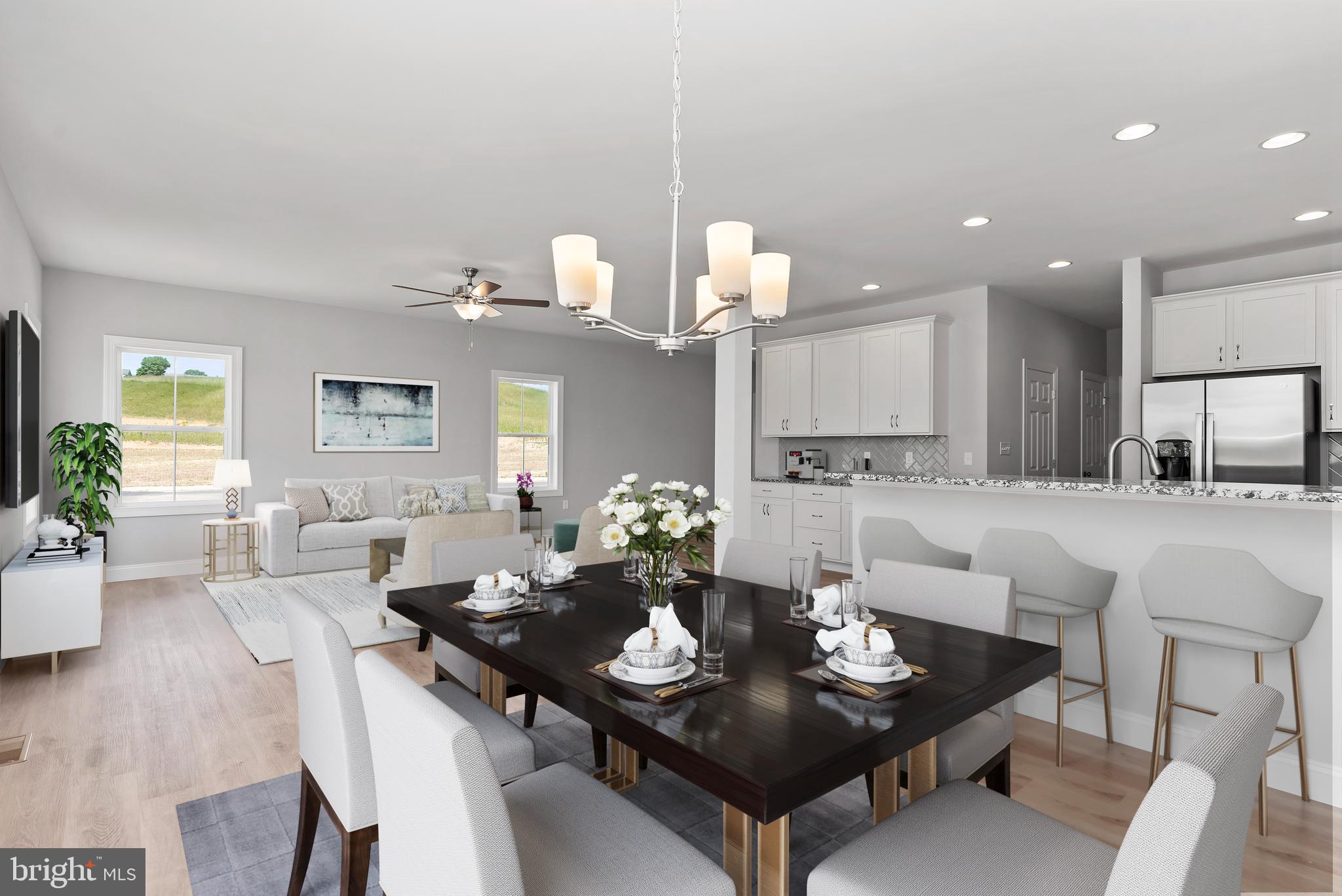 AUTUMN CHASE - Residential