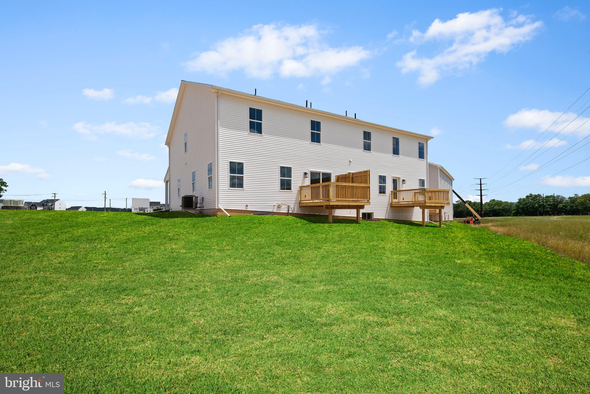 AUTUMN CHASE - Residential