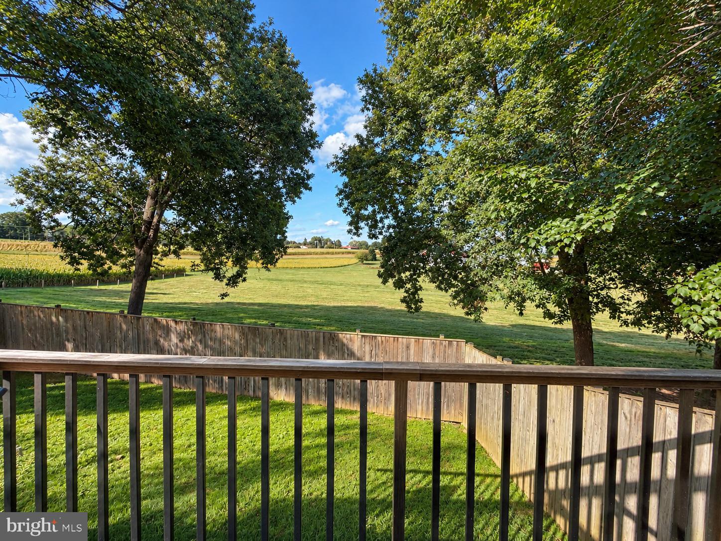 4533 N WOODS TRL