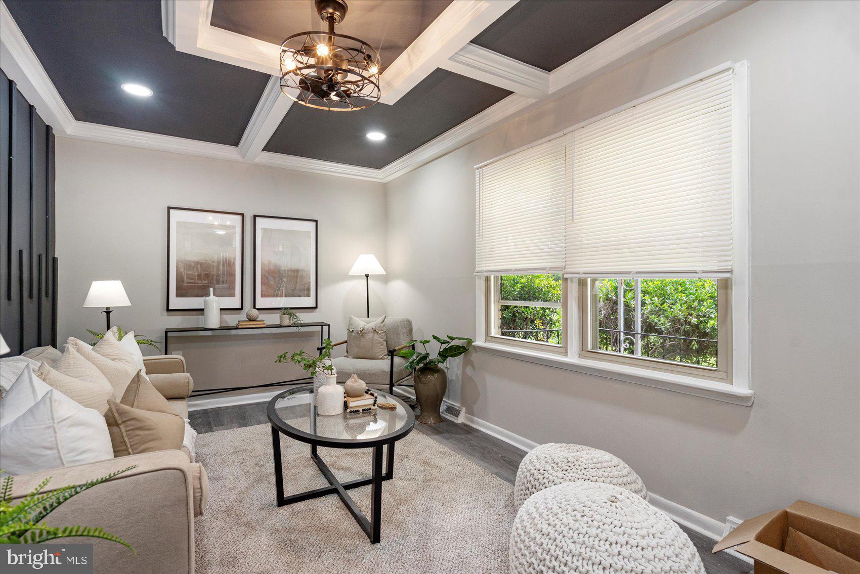 1427 PERRYWOOD DRIVE