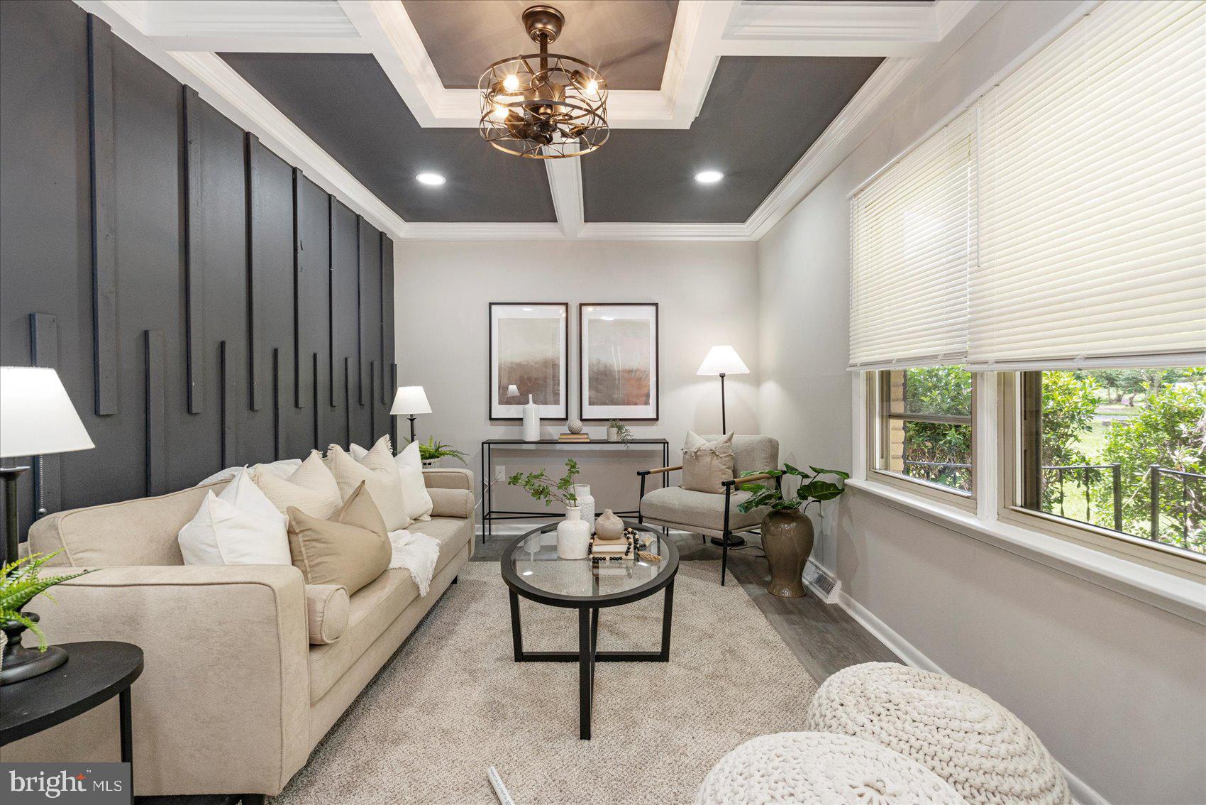 1427 PERRYWOOD DRIVE