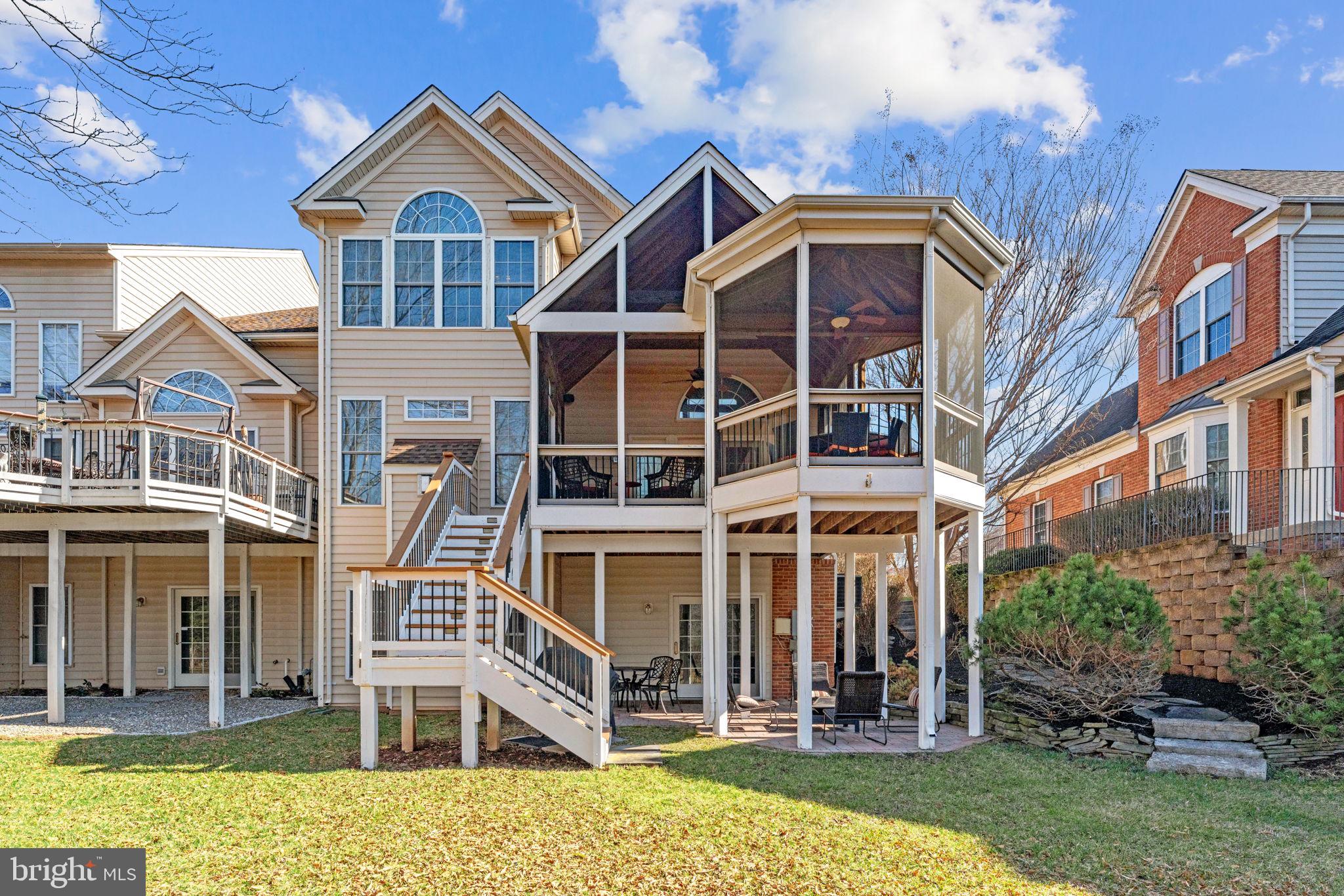 5728 WHEELWRIGHT WAY