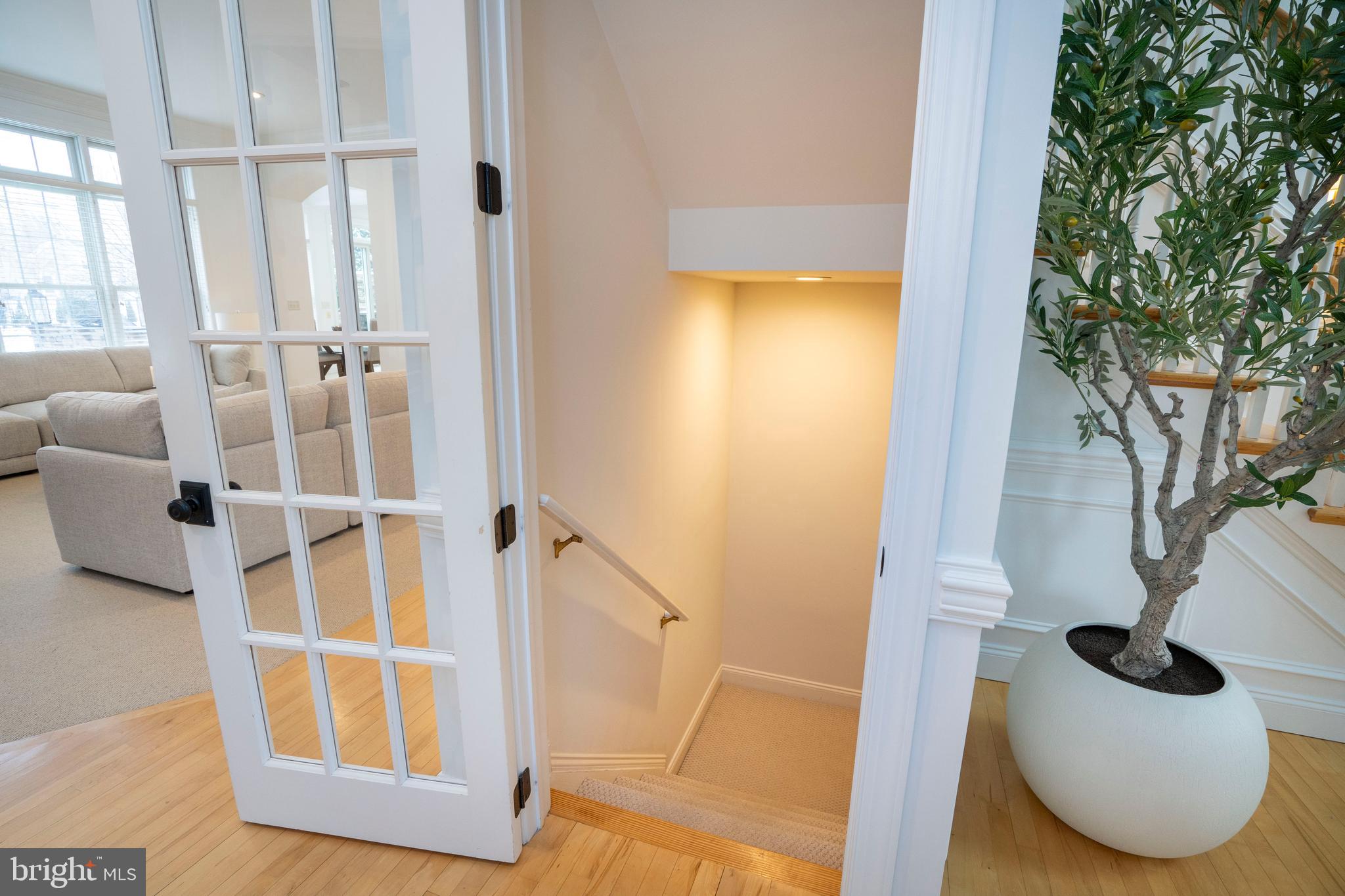 LAUREL POND NORTH - Residential