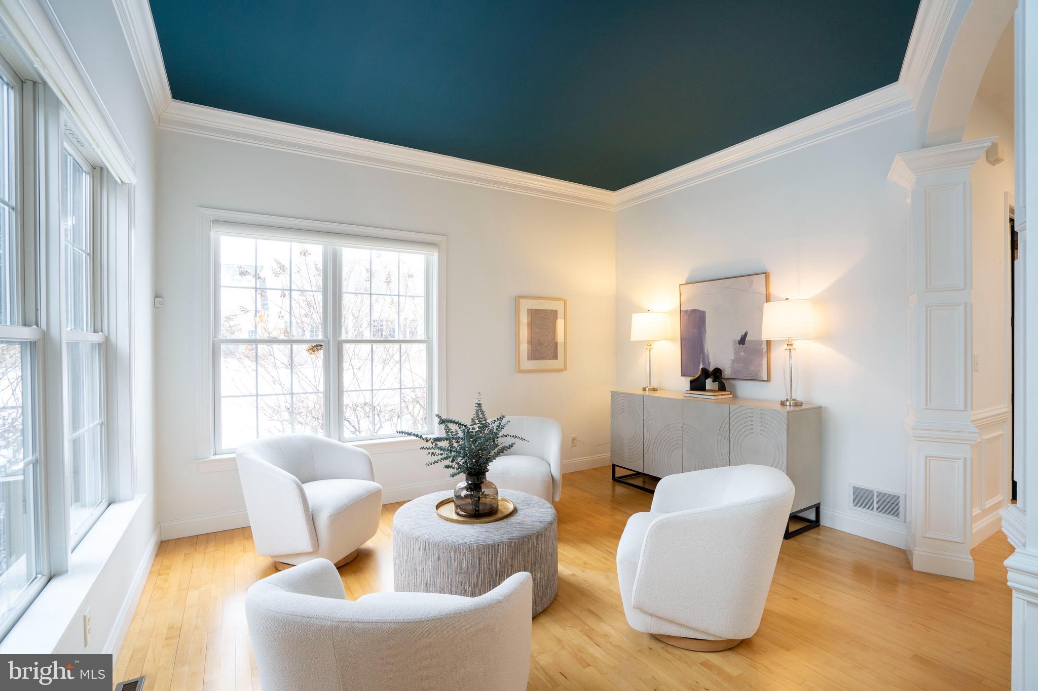 LAUREL POND NORTH - Residential