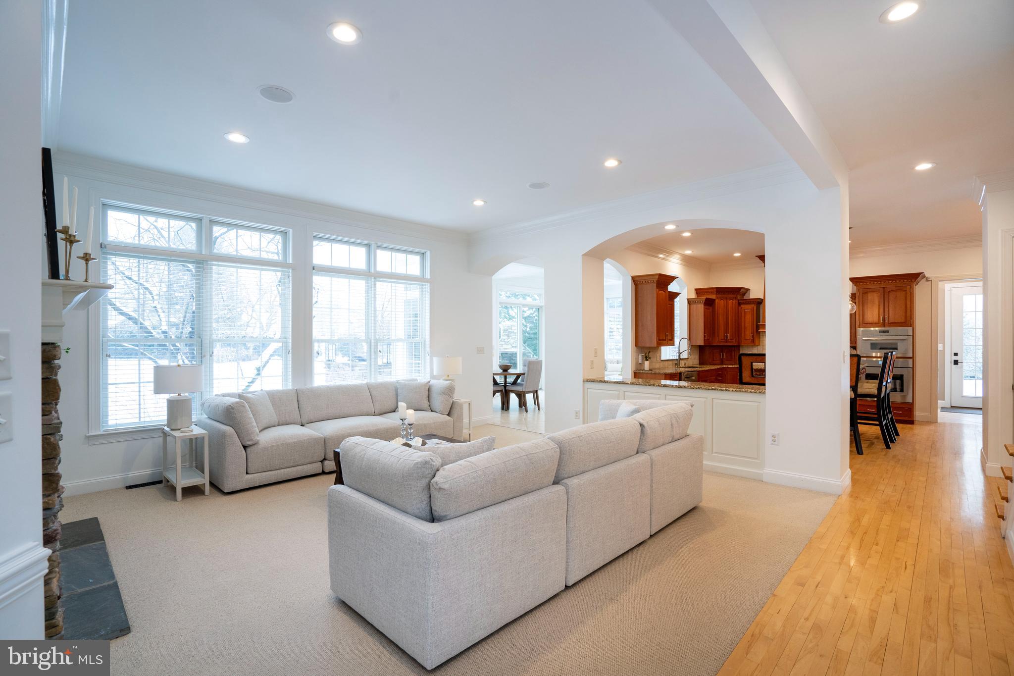 LAUREL POND NORTH - Residential