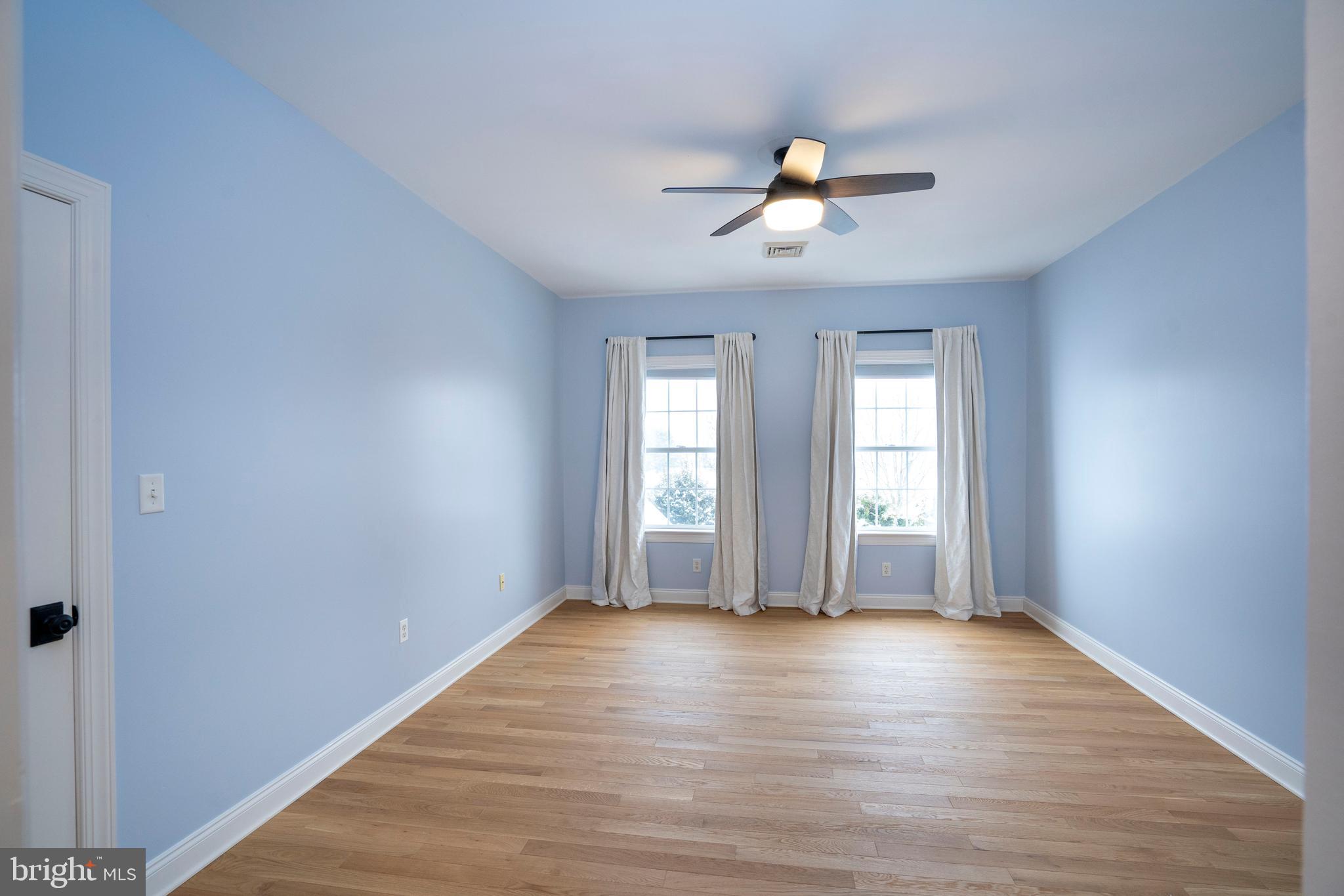 LAUREL POND NORTH - Residential