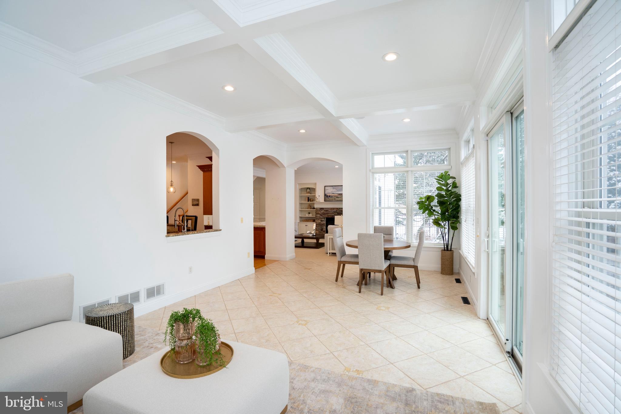 LAUREL POND NORTH - Residential