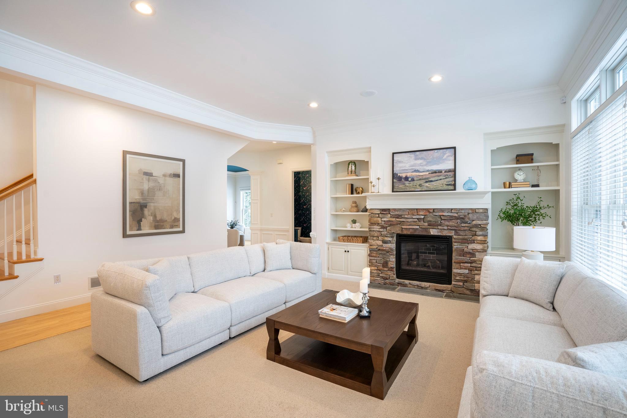 LAUREL POND NORTH - Residential