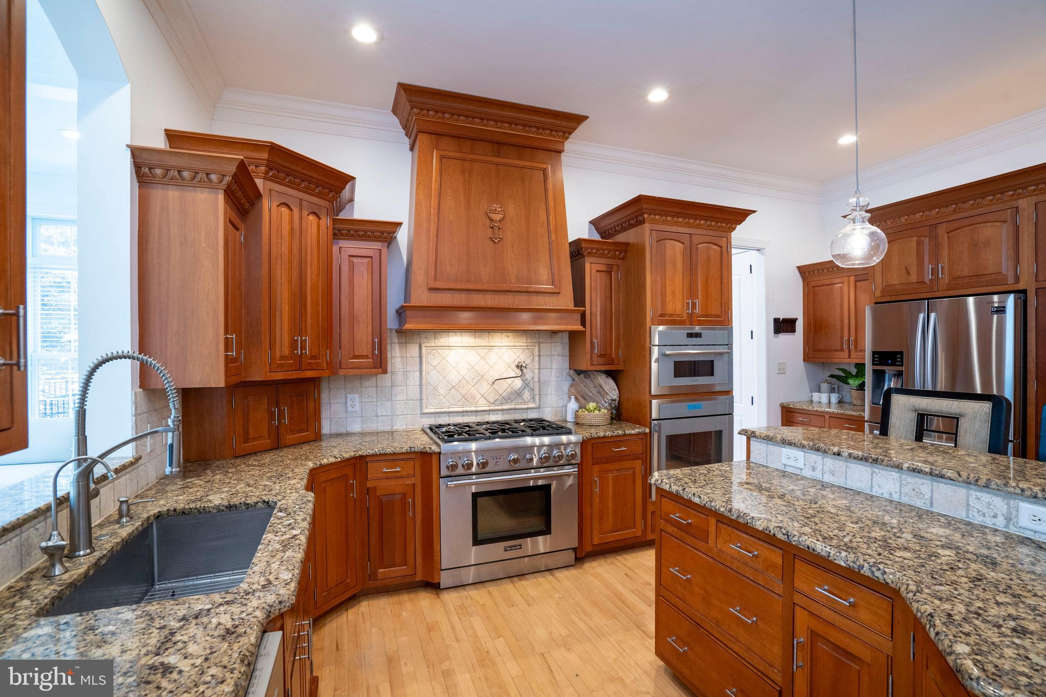 LAUREL POND NORTH - Residential