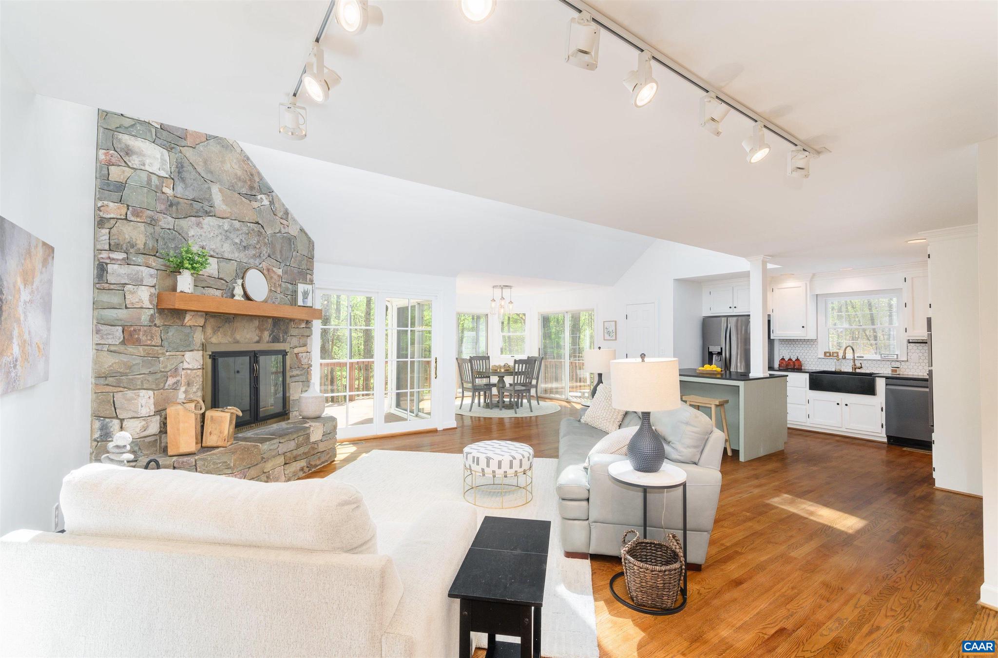 WAVERLY - Residential