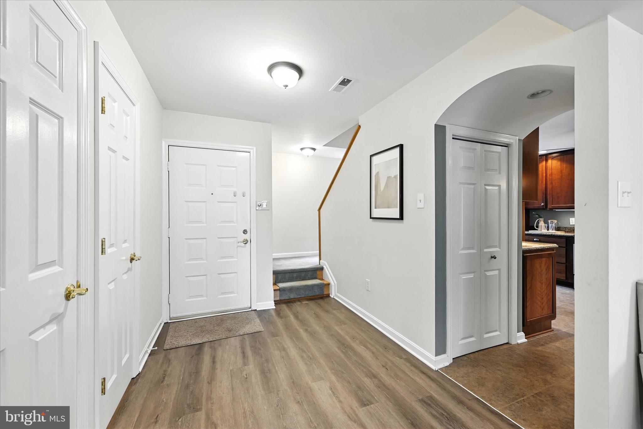 29 WIMPOLE COURT B
