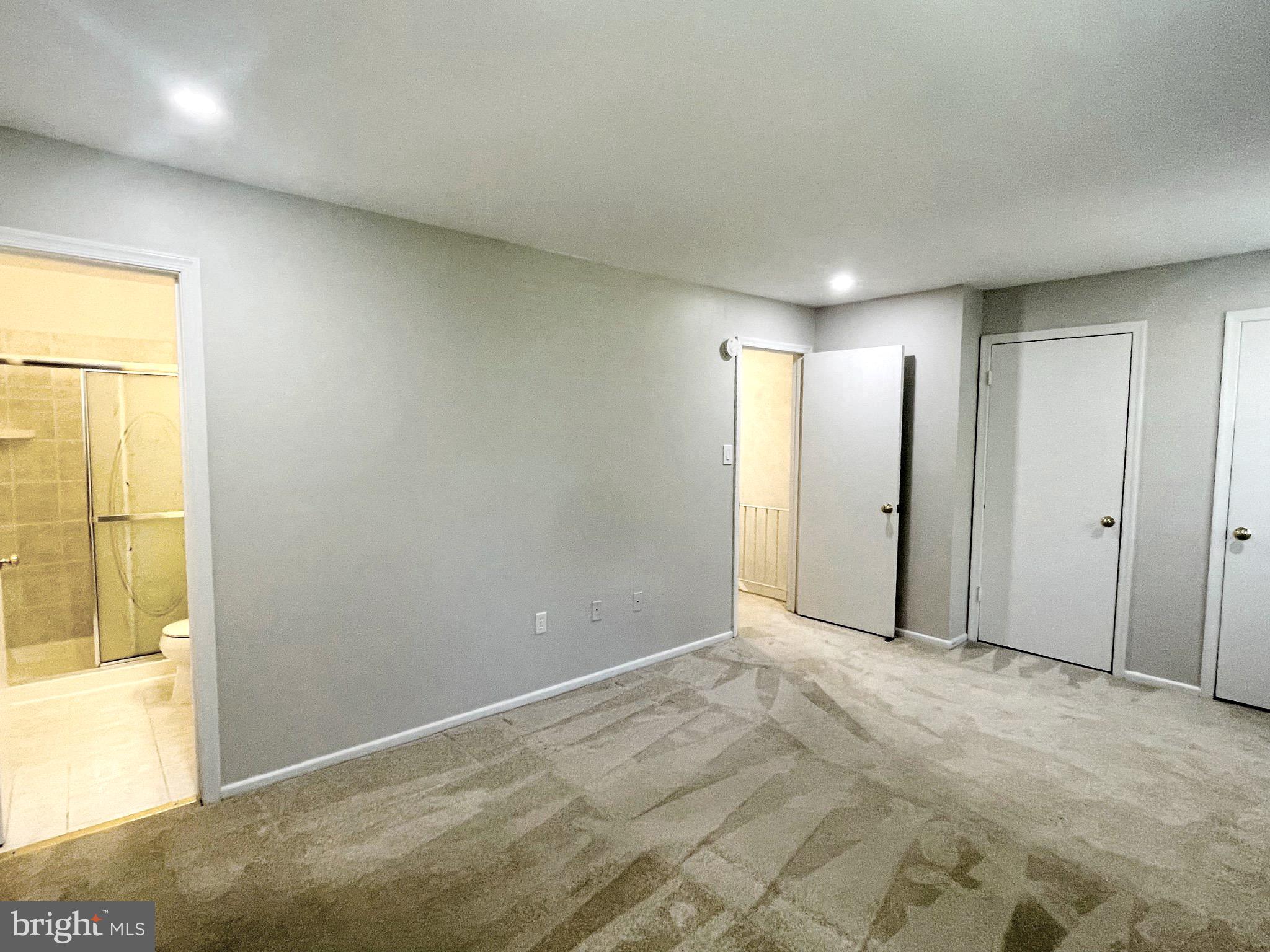 VIENNA COMMONS - Residential Lease