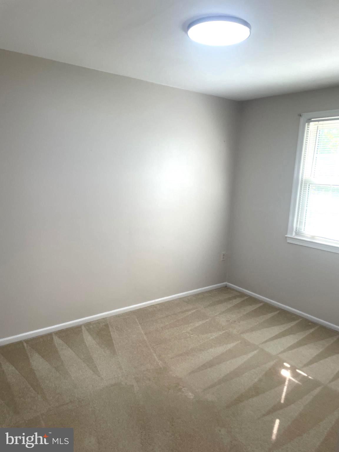 VIENNA COMMONS - Residential Lease