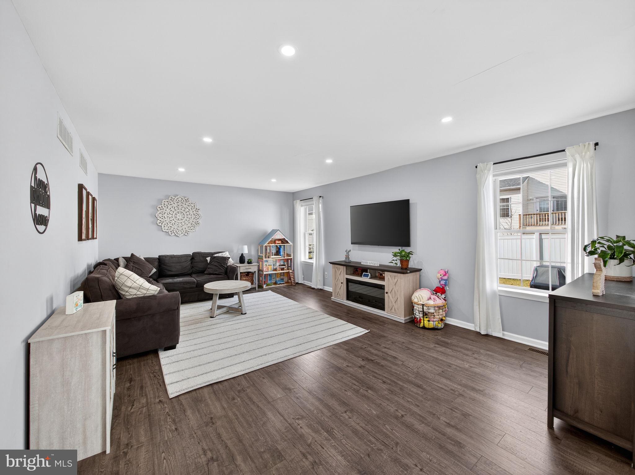 SPINNERSTOWN CROSS - Residential