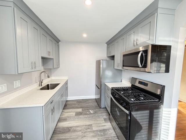 WHITFIELD GARDENS - Residential