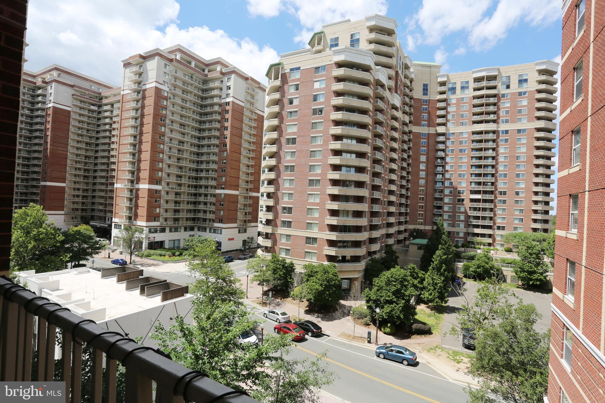 BALLSTON - Residential