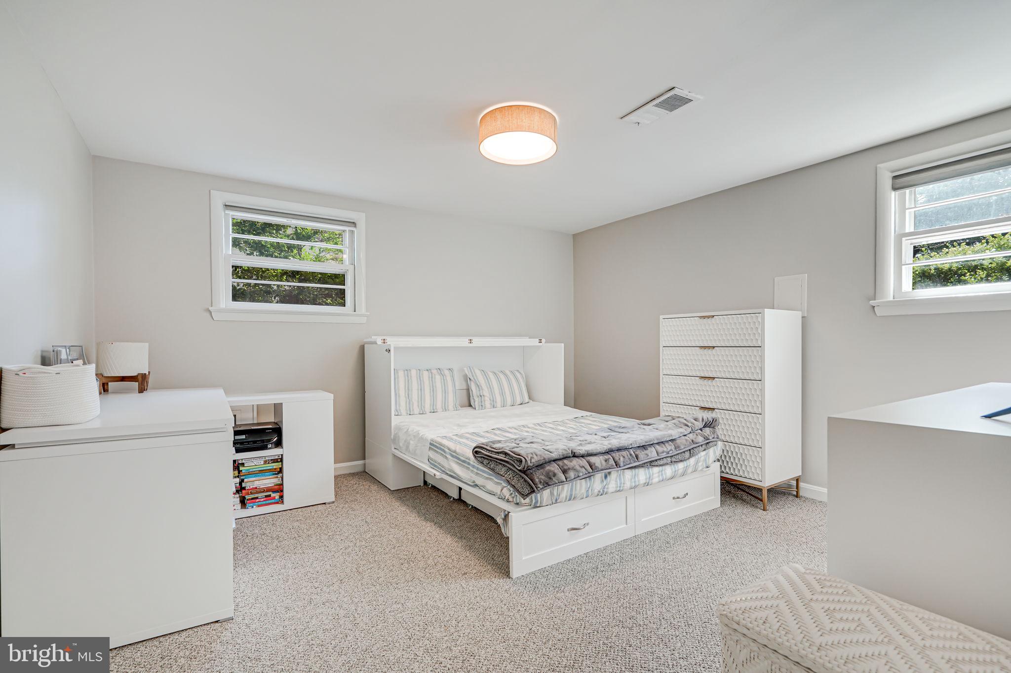 WESTWOOD PARK - Residential