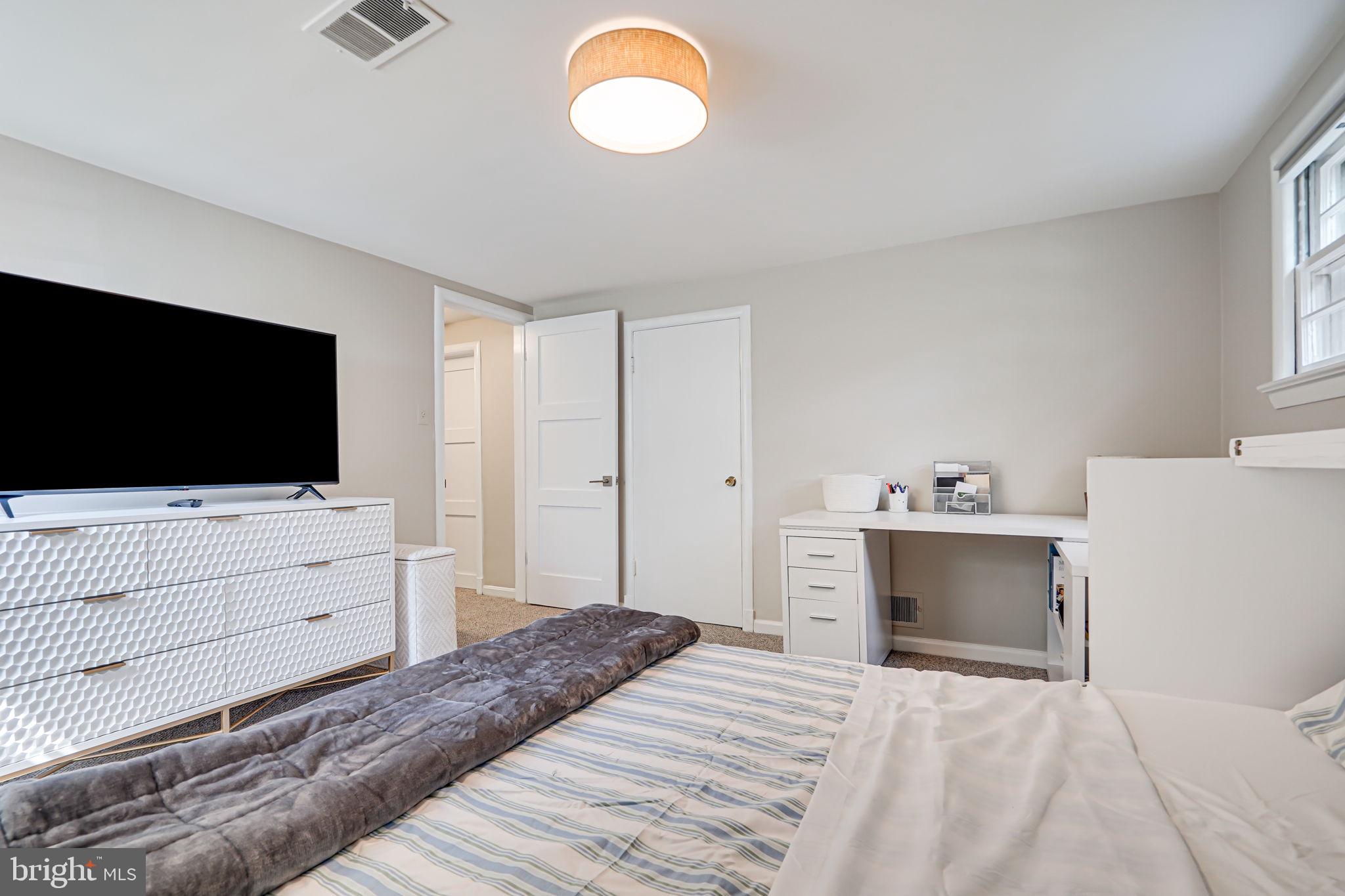 WESTWOOD PARK - Residential