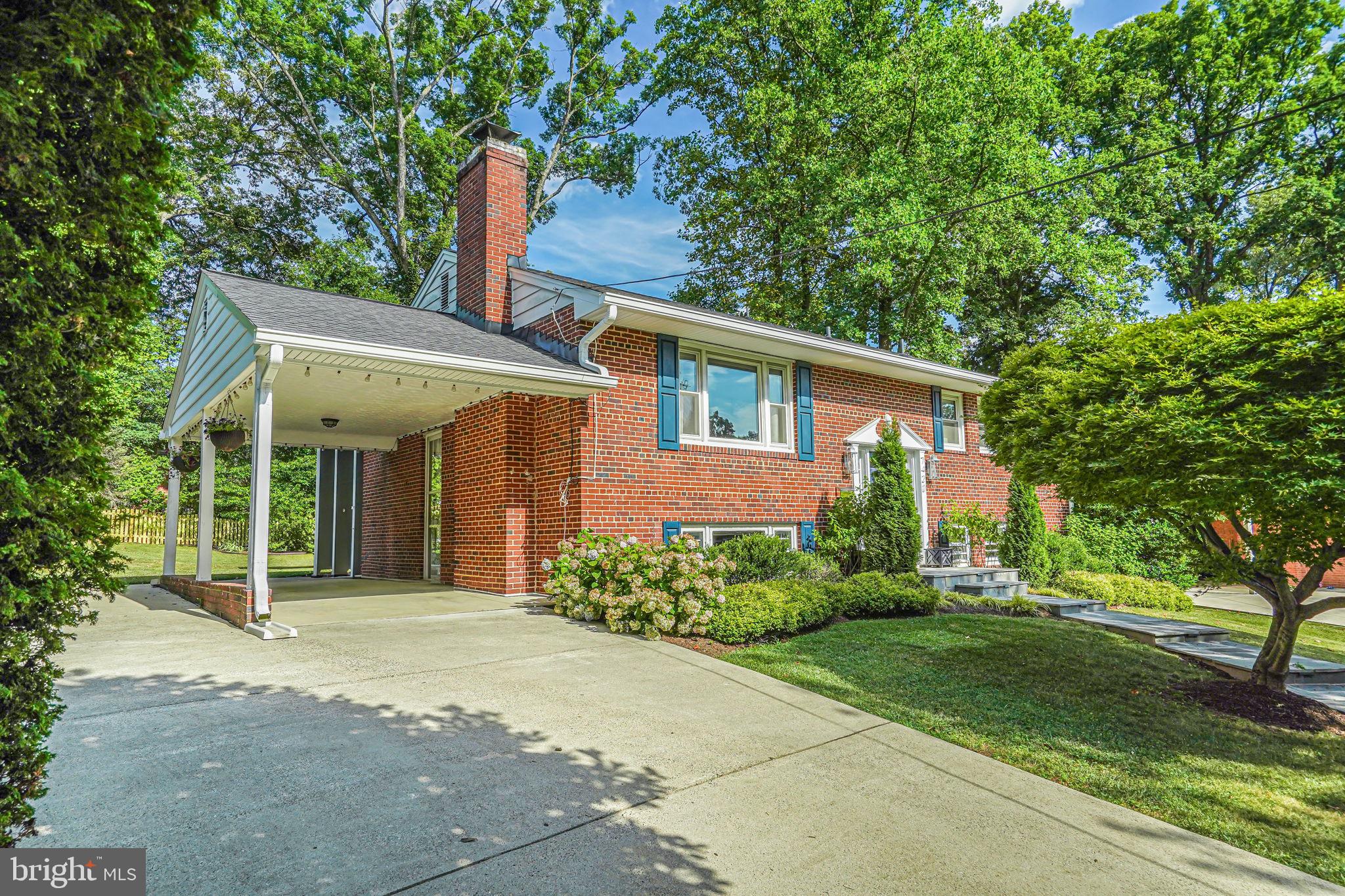 WESTWOOD PARK - Residential