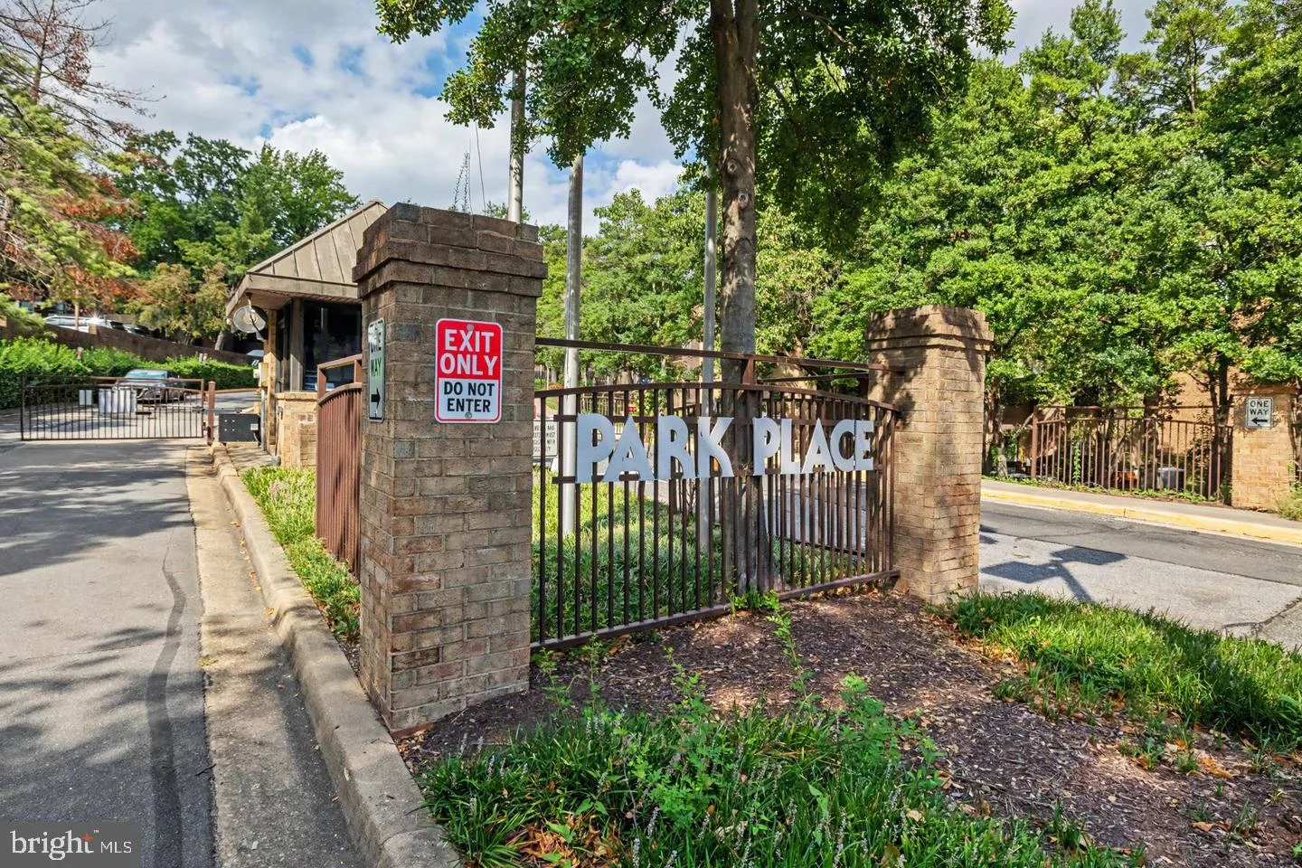 3099 Hawthorne Drive NE Unit 3099