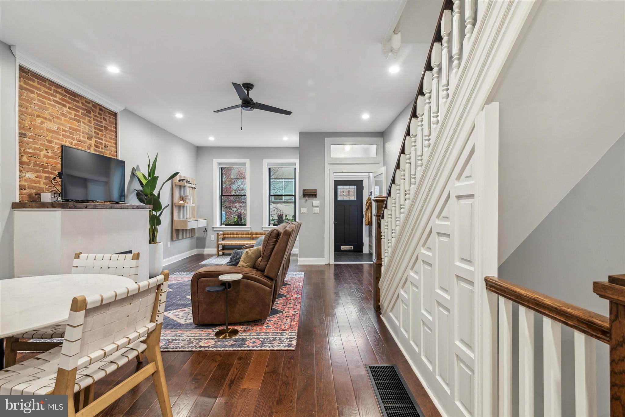 FAIRMOUNT - Residential