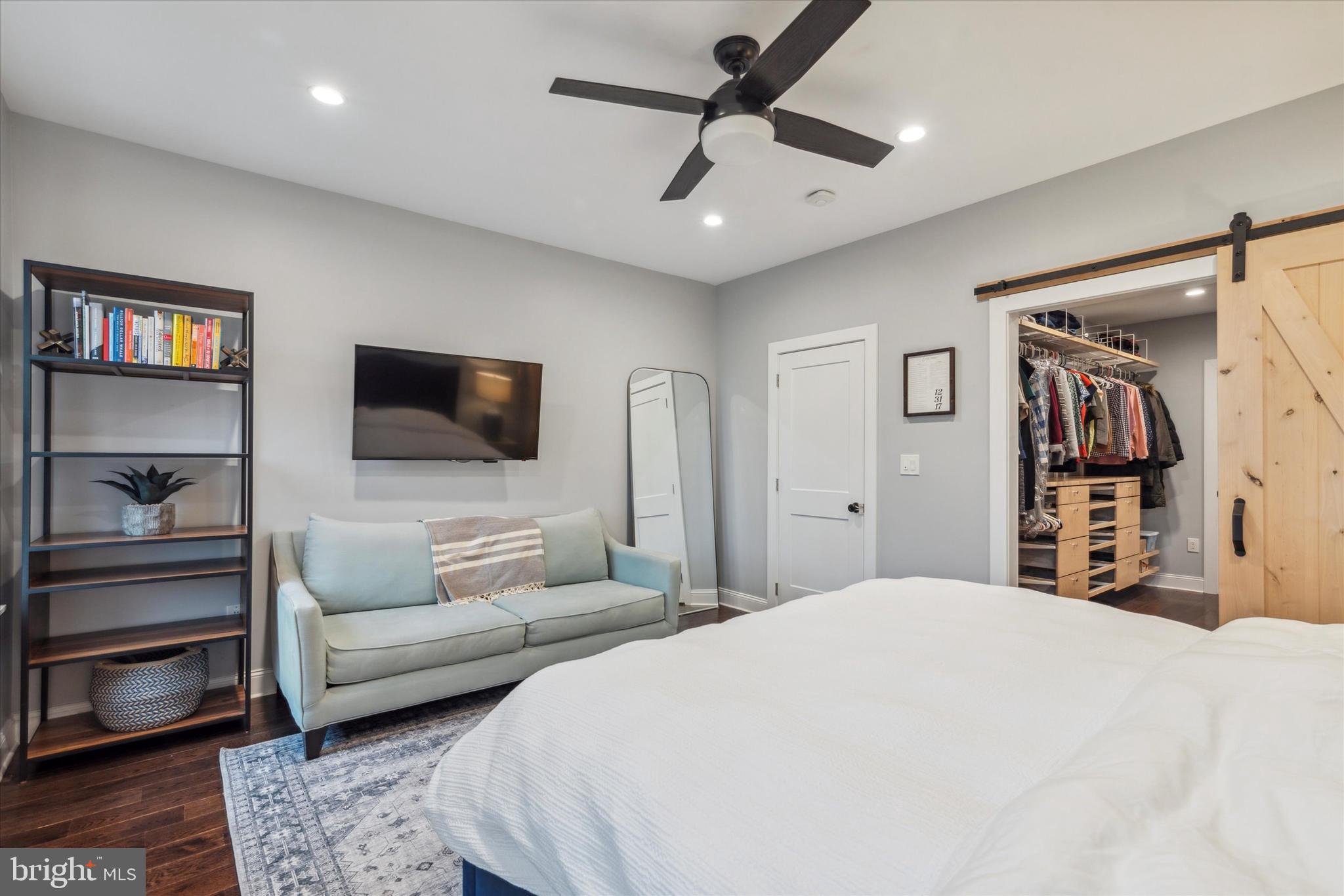 FAIRMOUNT - Residential