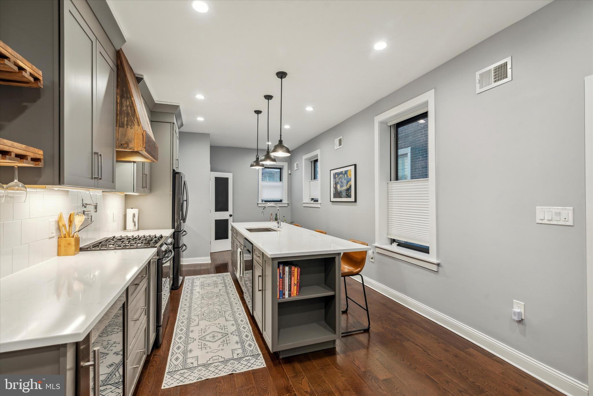 FAIRMOUNT - Residential