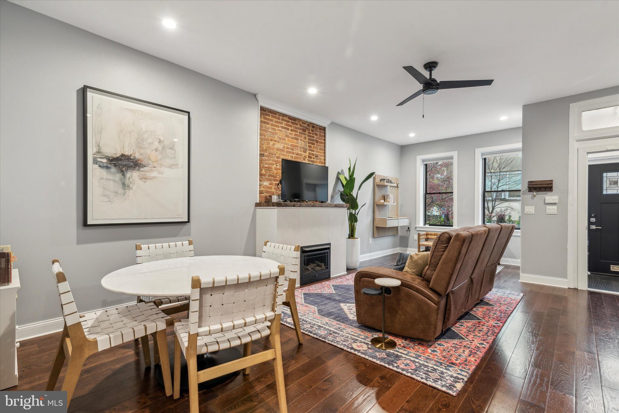 FAIRMOUNT - Residential