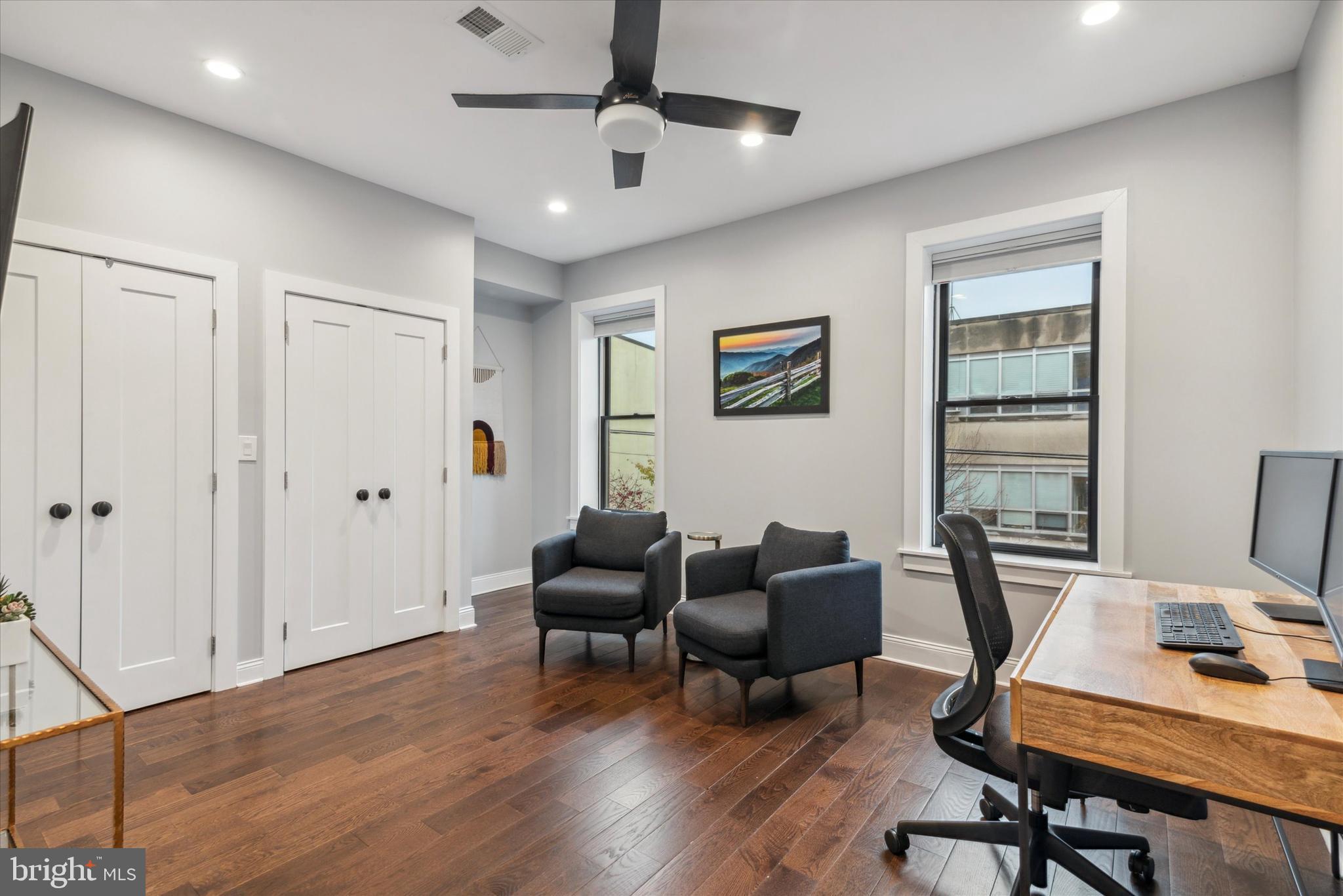 FAIRMOUNT - Residential