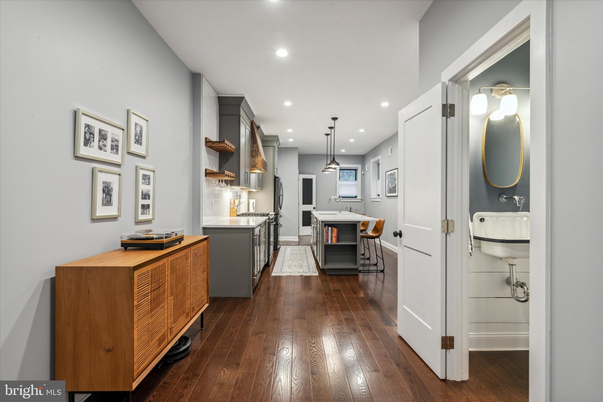 FAIRMOUNT - Residential