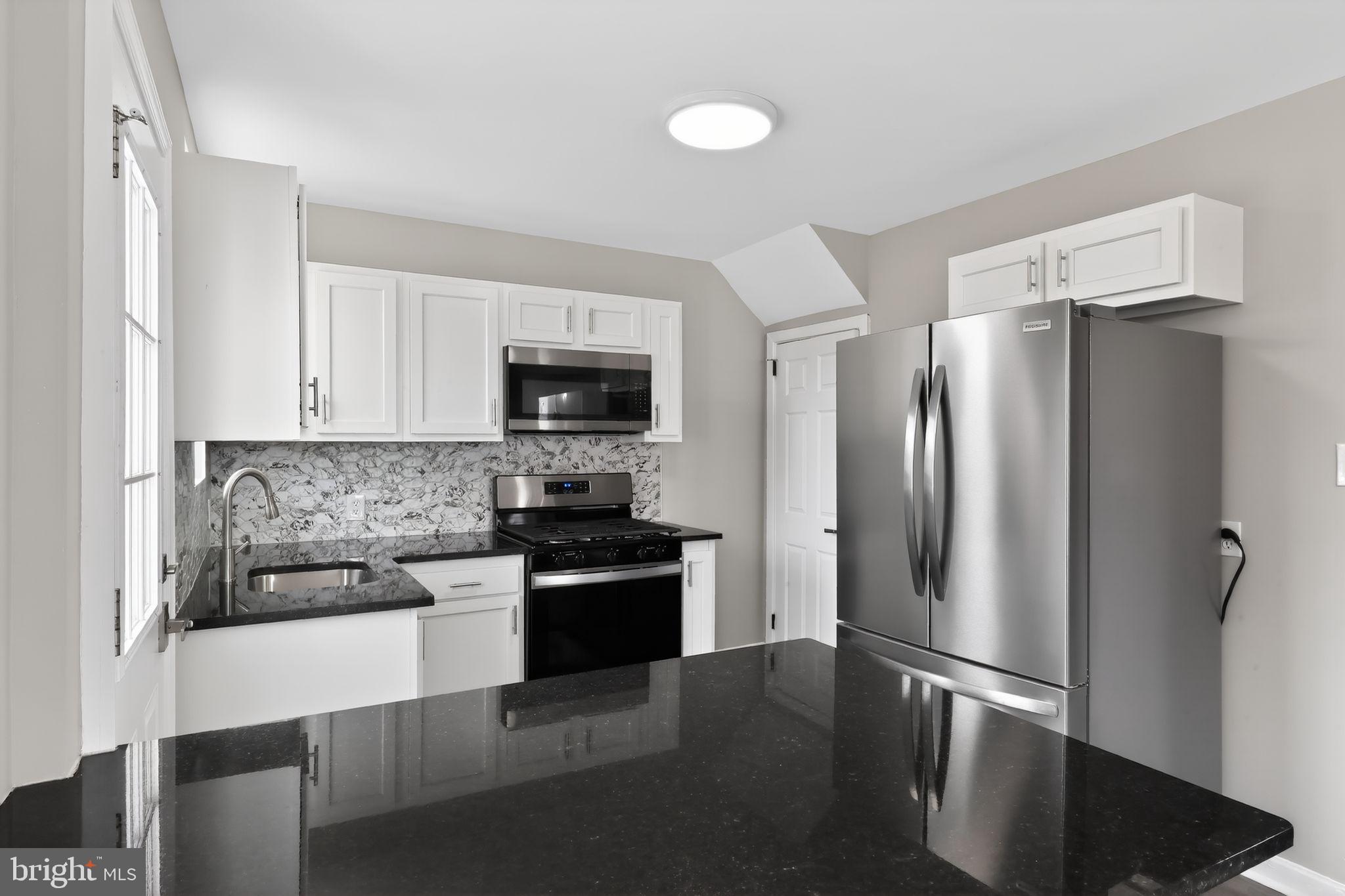 COLLINS PARK - Residential