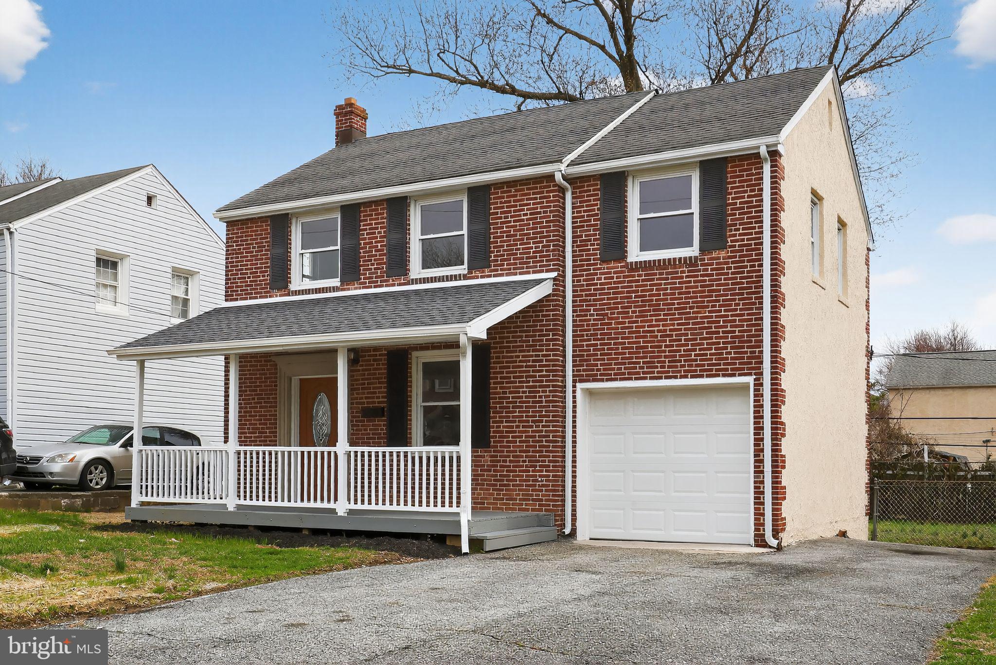 COLLINS PARK - Residential