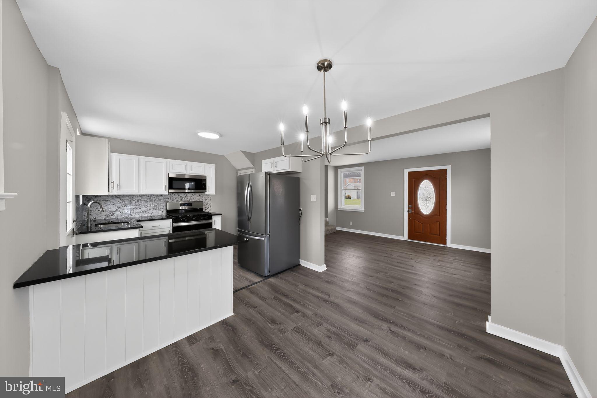 COLLINS PARK - Residential