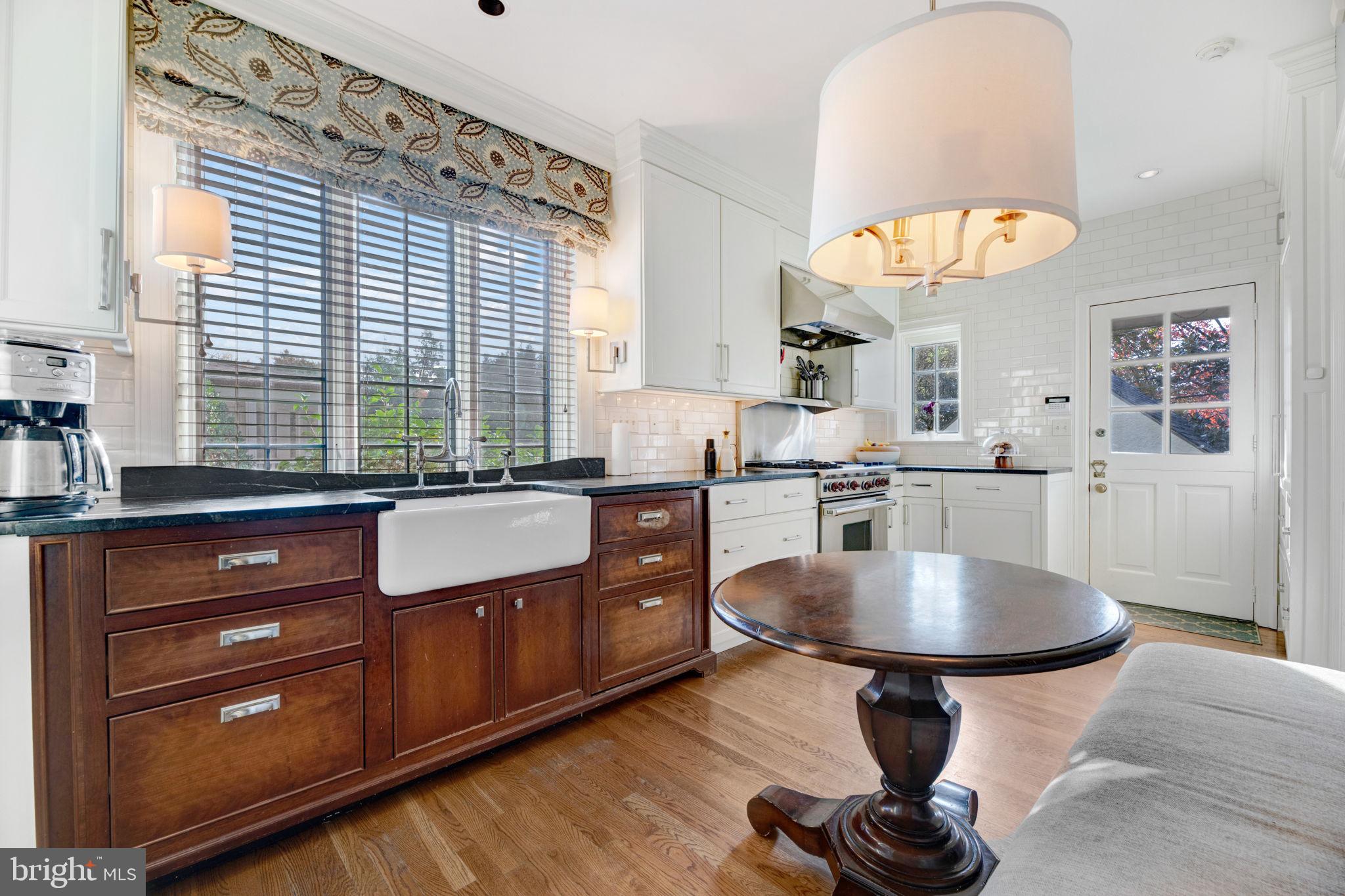 GREATER HOMELAND HISTORIC DISTRICT - Residential Lease