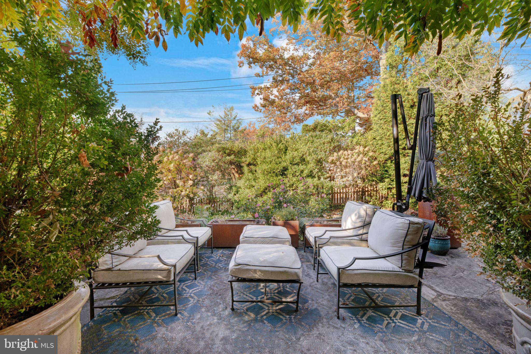 GREATER HOMELAND HISTORIC DISTRICT - Residential Lease