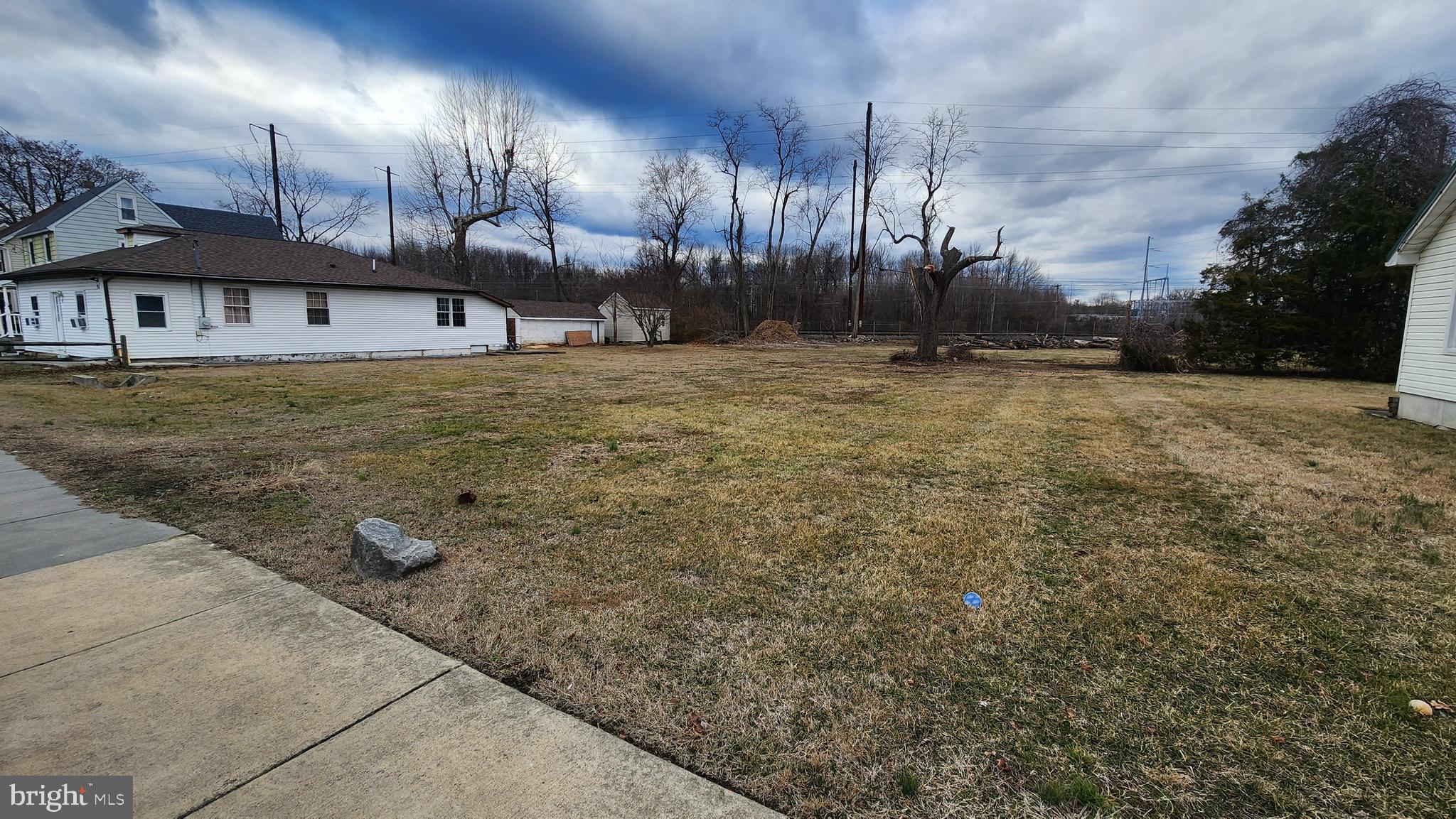 Alert Investors!!! Prime vacant lot for sale in Elkton MD!
Discover the perfect opportunity to build your dream home or investment property situated on W Main Street. This prime vacant lot offers endless possibilities for your future vision. Enjoy the convenience of being just minutes away from charming local shops, Bank, supermarkets, gas stations and other essential services. With easy access to major highways, commuting to nearby sites has never been more effortless. Don't miss out !! this rare opportunity to acquire a prime lot in Elkton won't last long. Whether you are looking to build your forever home or seeking a valuable investment this property ticks all the boxes. Local utilities are accessible for ease of building (please verify with the local unility companies and Town of Elkton). Currently zoned R3. Prospect buyer to check local zoning regulations for building options.
