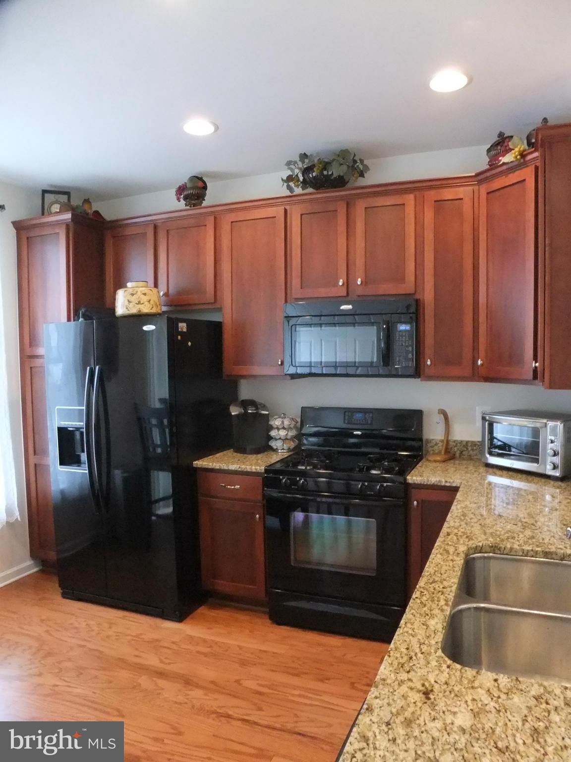 AMBERLEA AT SOUTH RIDING - Residential Lease