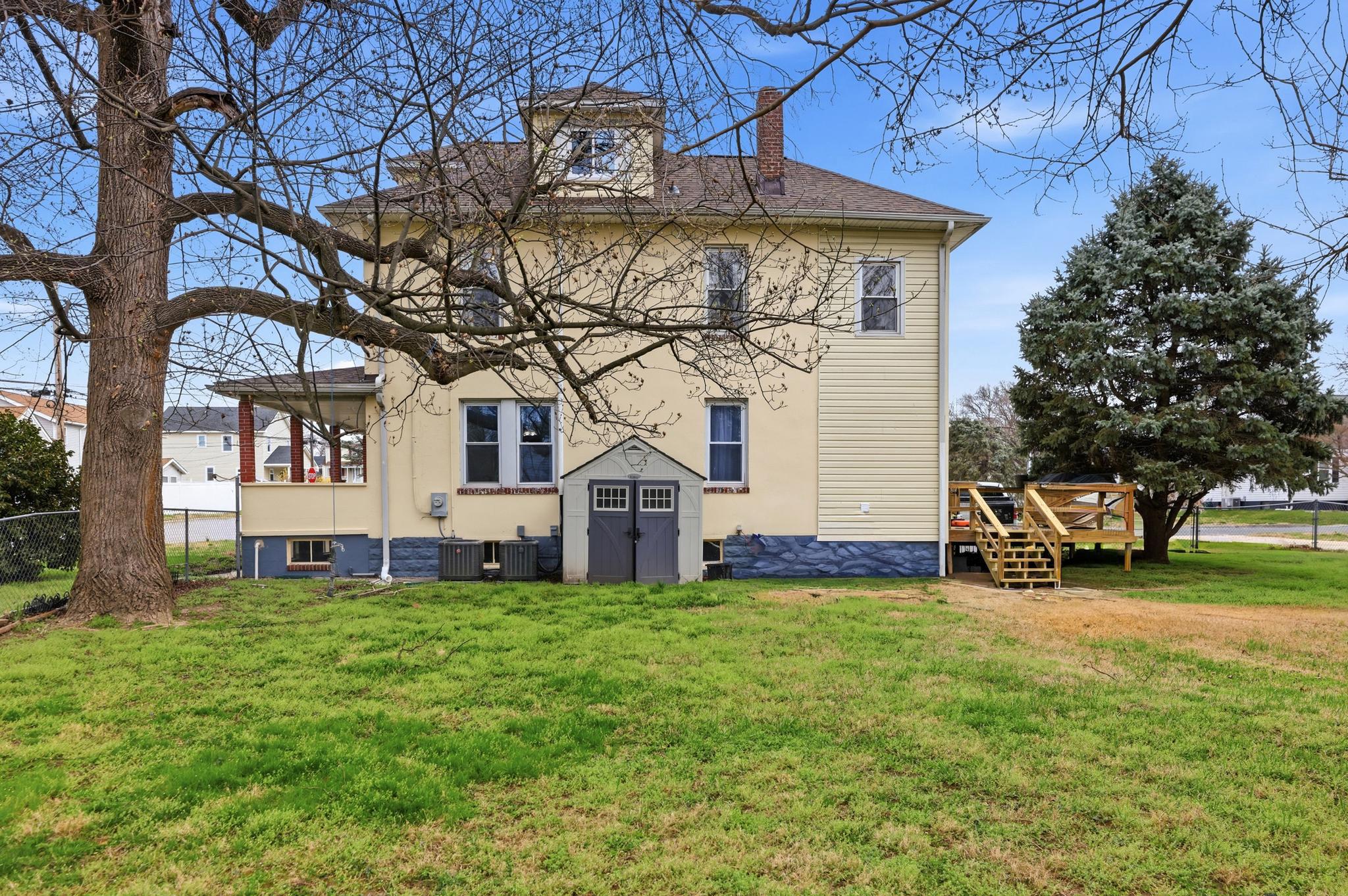 FERNDALE FARMS - Residential