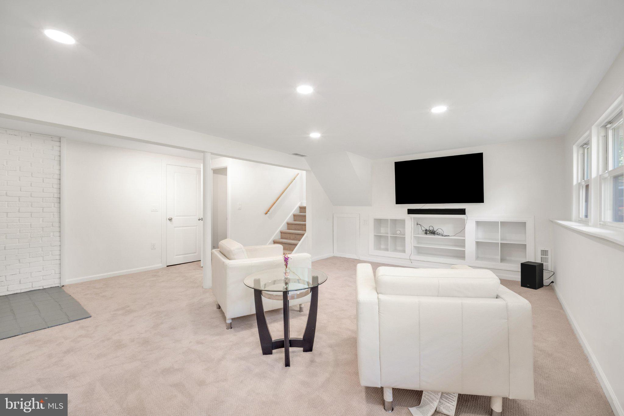 BRITTANY FARMS - Residential