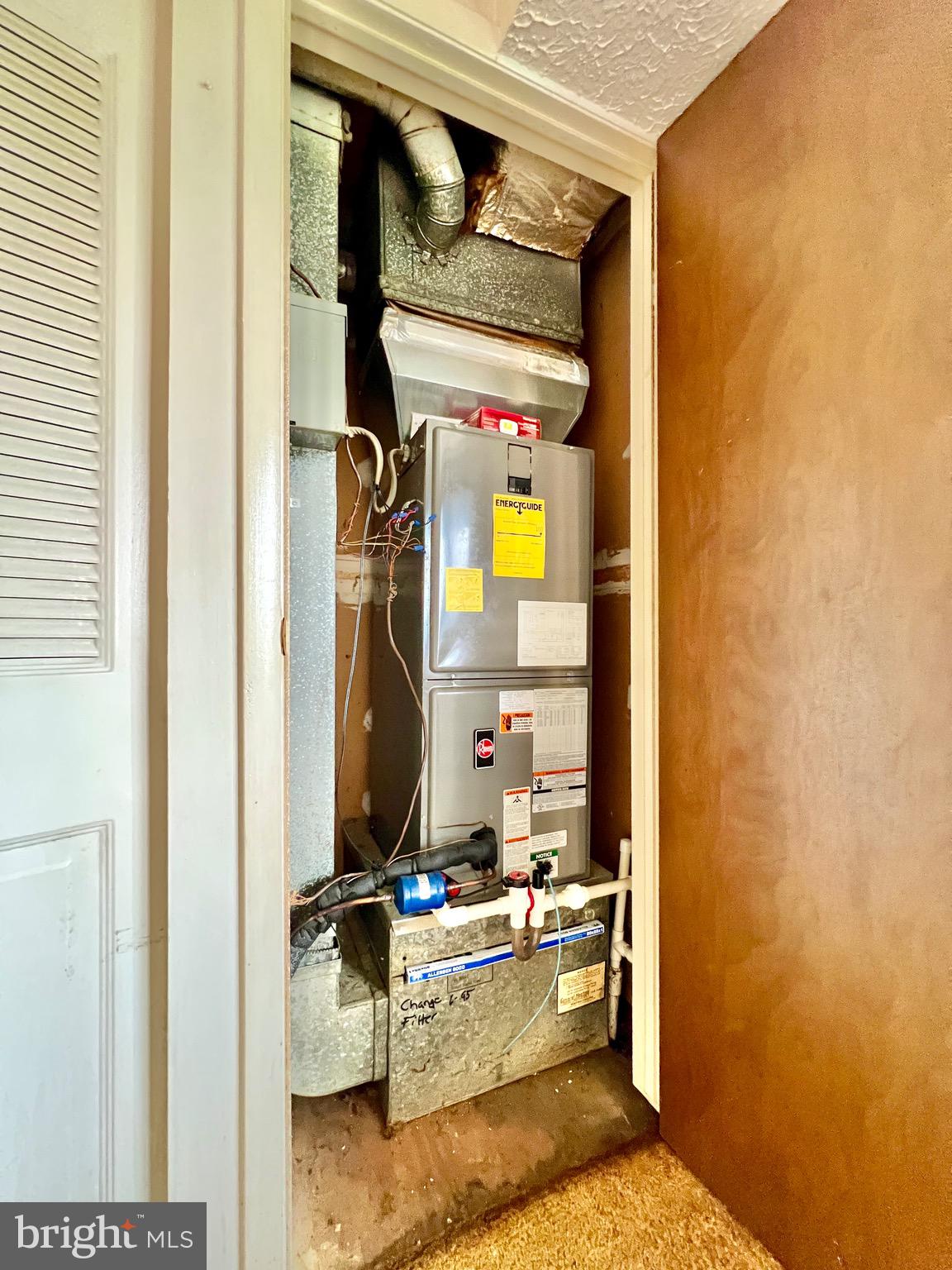 AMBERTOWNE - Residential