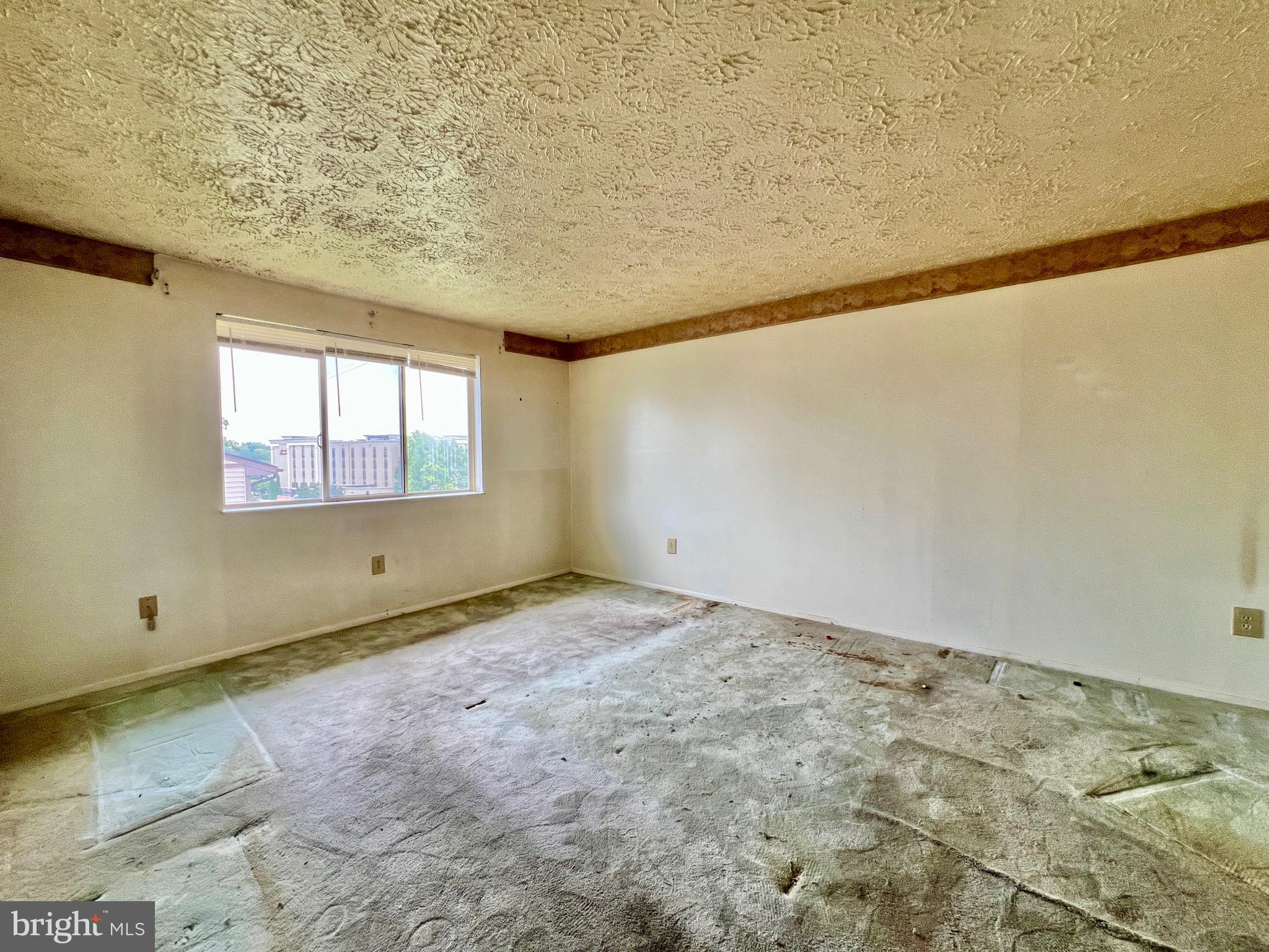 AMBERTOWNE - Residential