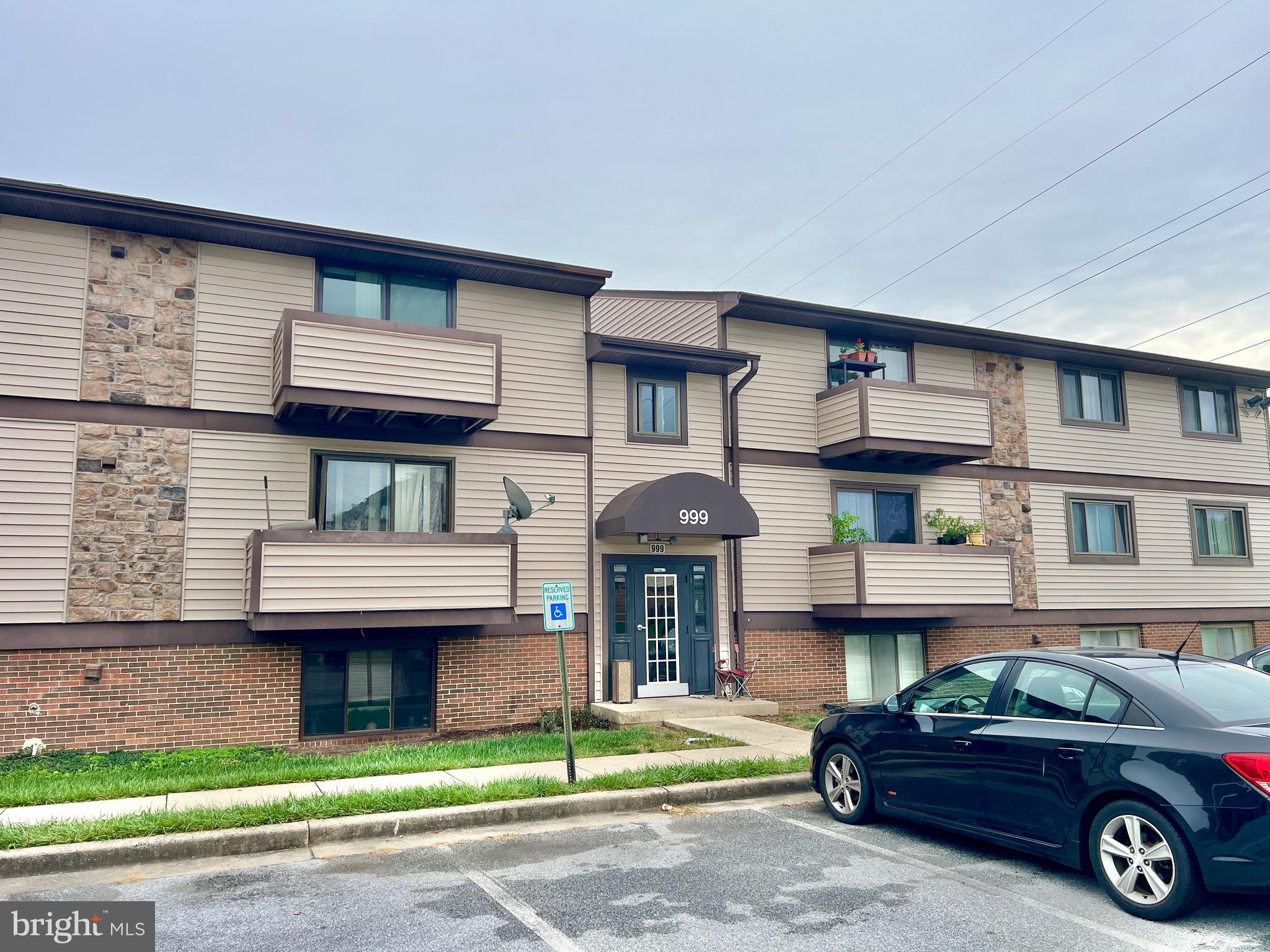 AMBERTOWNE - Residential