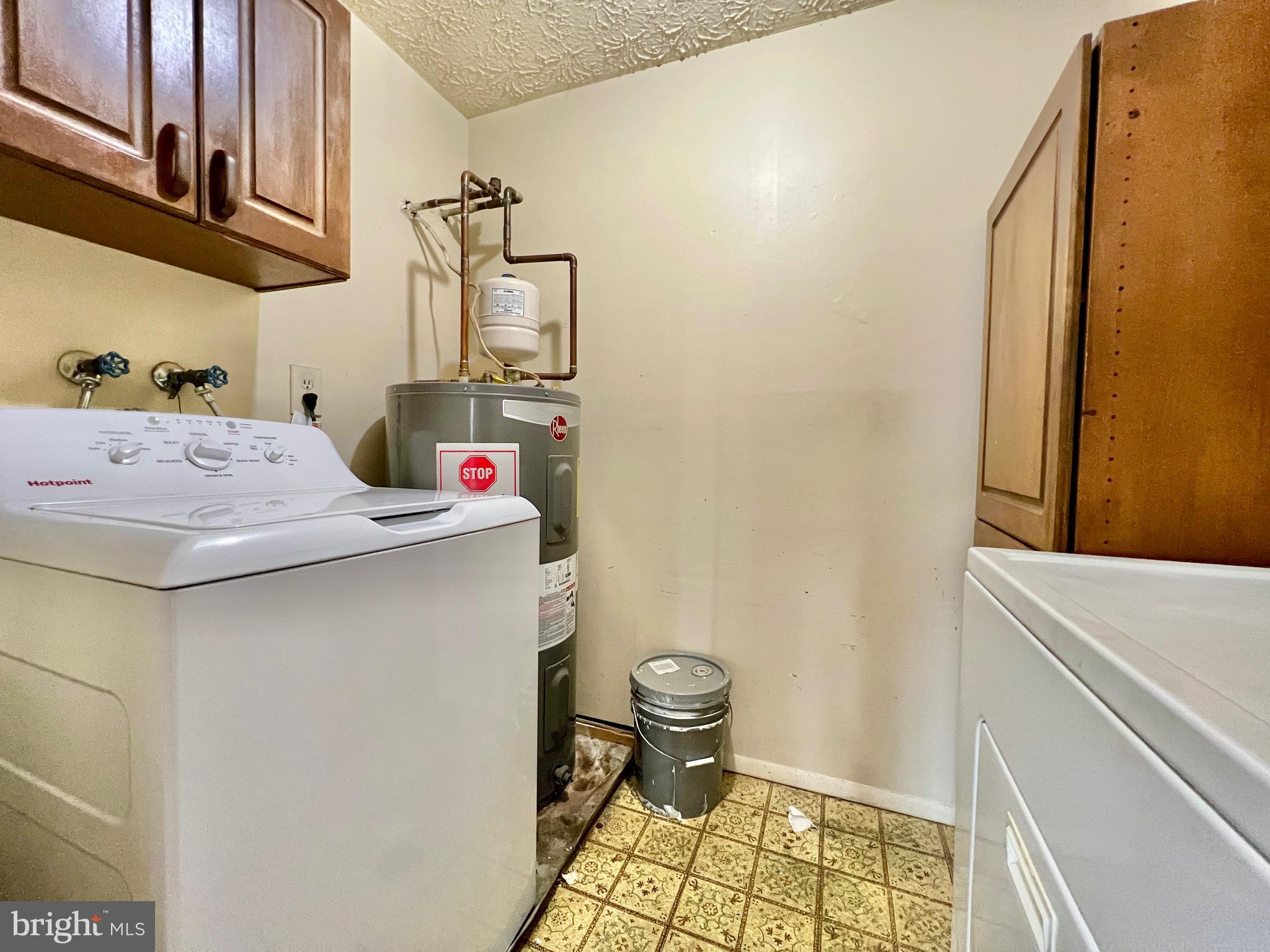 AMBERTOWNE - Residential