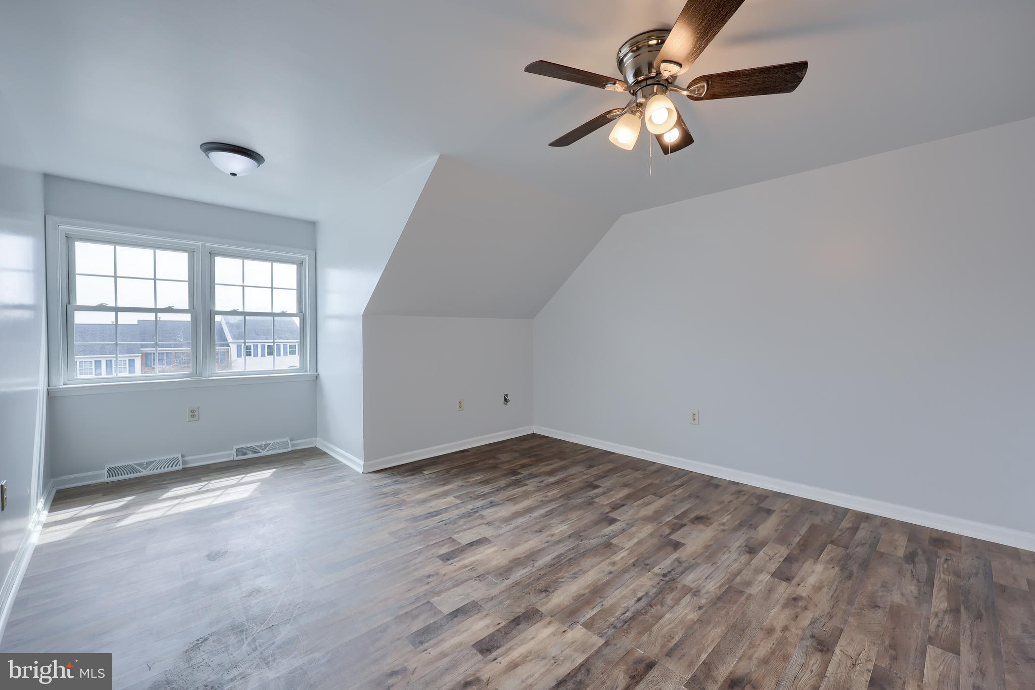 WOODMONT - Residential