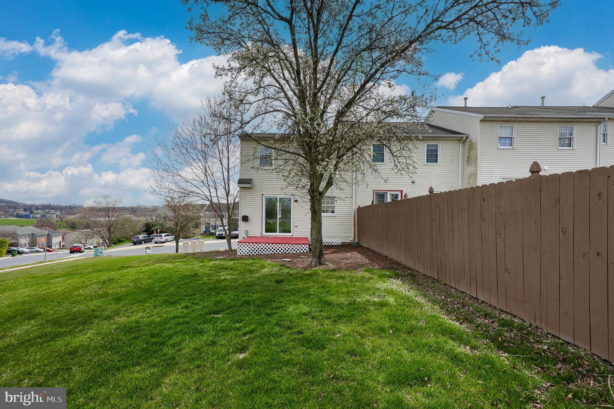 WOODMONT - Residential