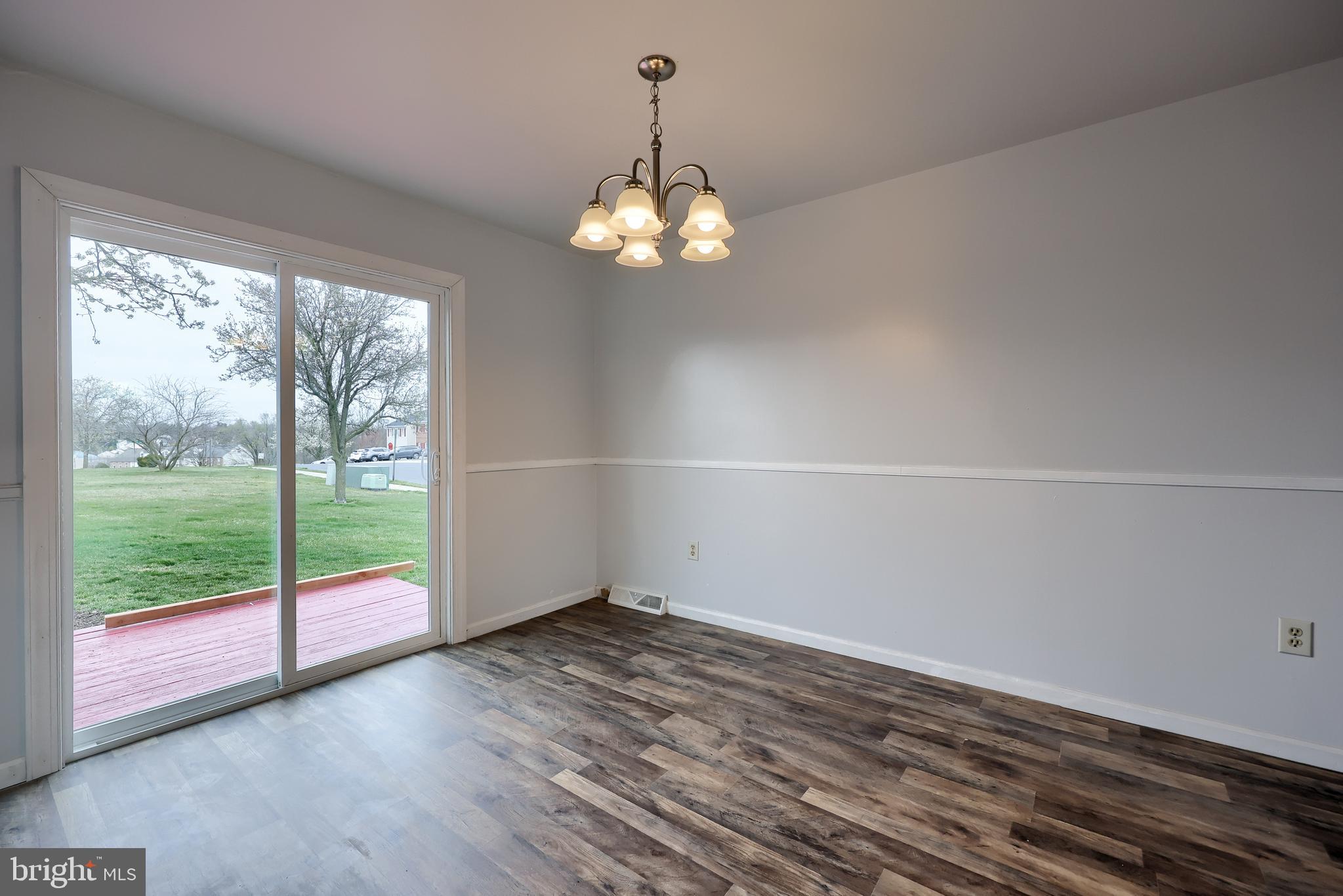 WOODMONT - Residential