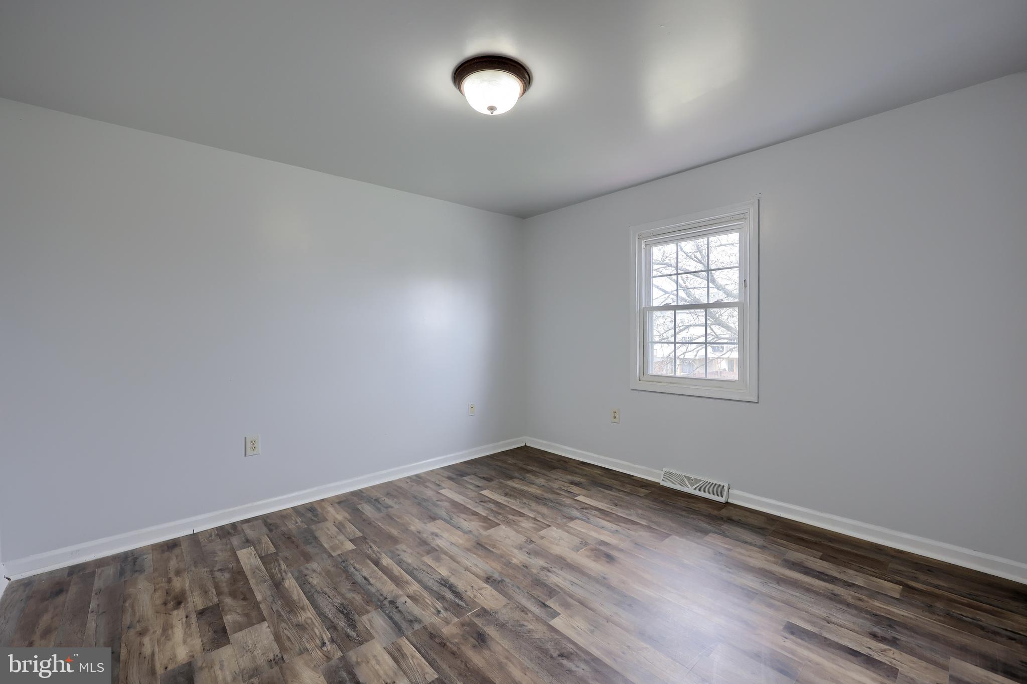 WOODMONT - Residential