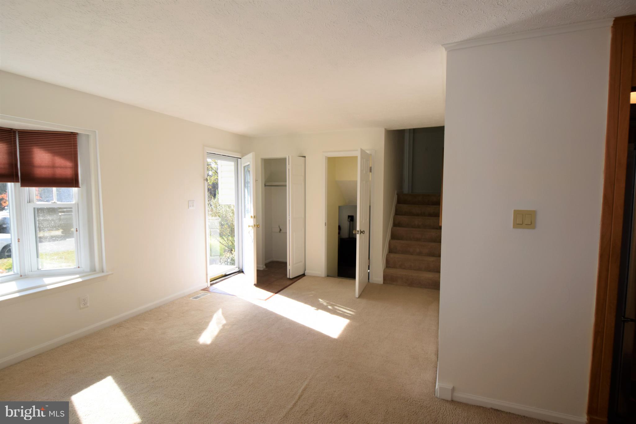 WETHERSFIELD - Residential